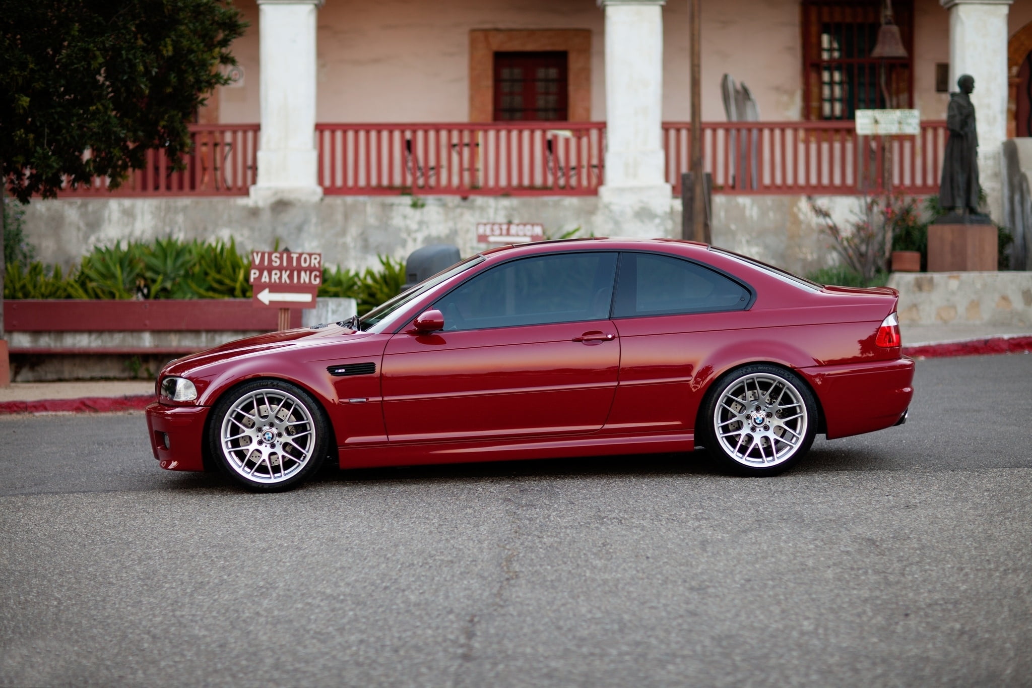 wealth, 1080P, street, no People, land Vehicle, shiny, motor Vehicle, engine, luxury, elegance, e46, wheel, classic, sedan, garage, urban Scene, modern, HD Wallpaper