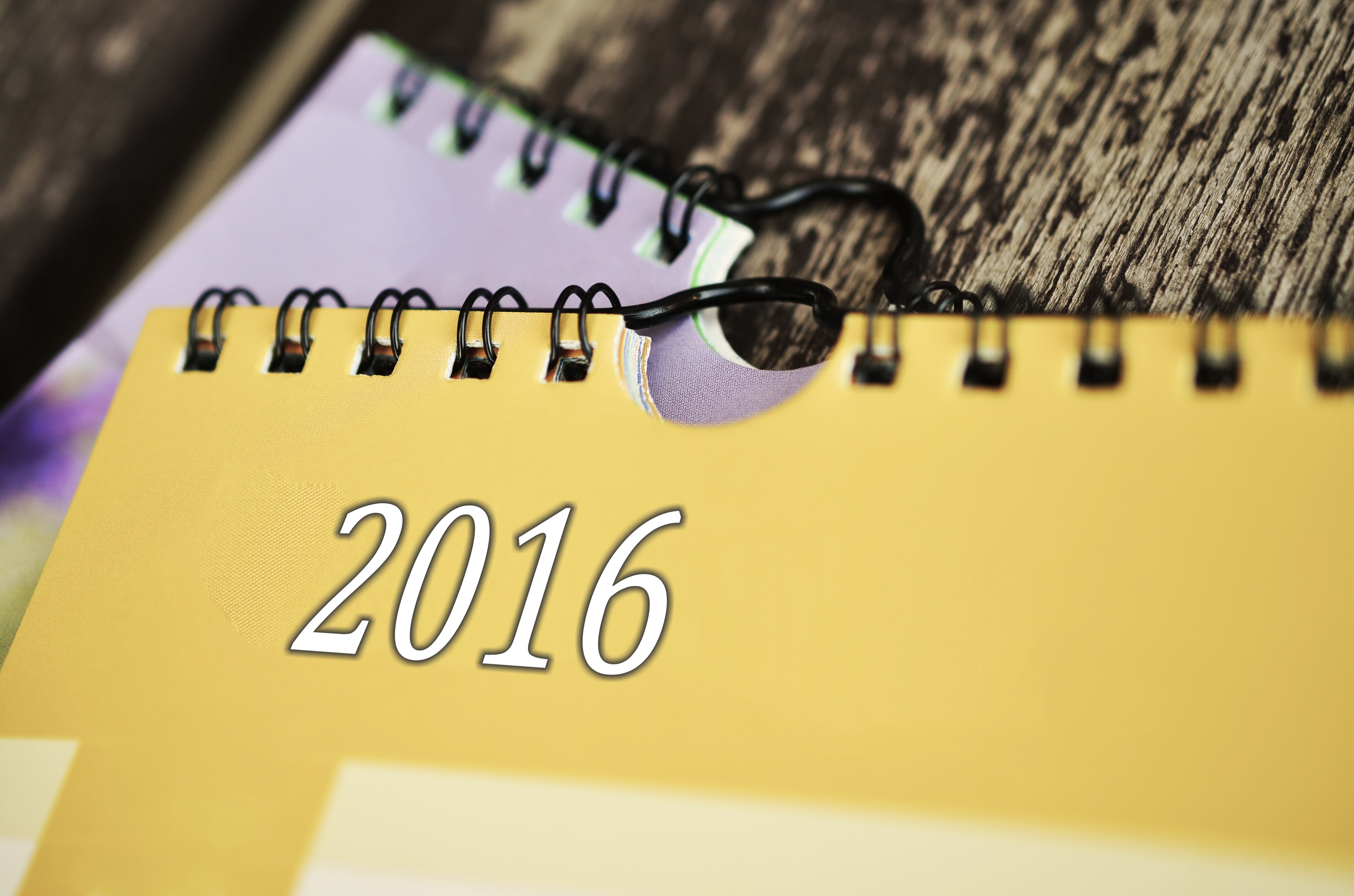 day, forward, office, metal, communication, paper, focus on foreground, non-western script, script, western script, close-up, calendar, year, message, no people, HD Wallpaper