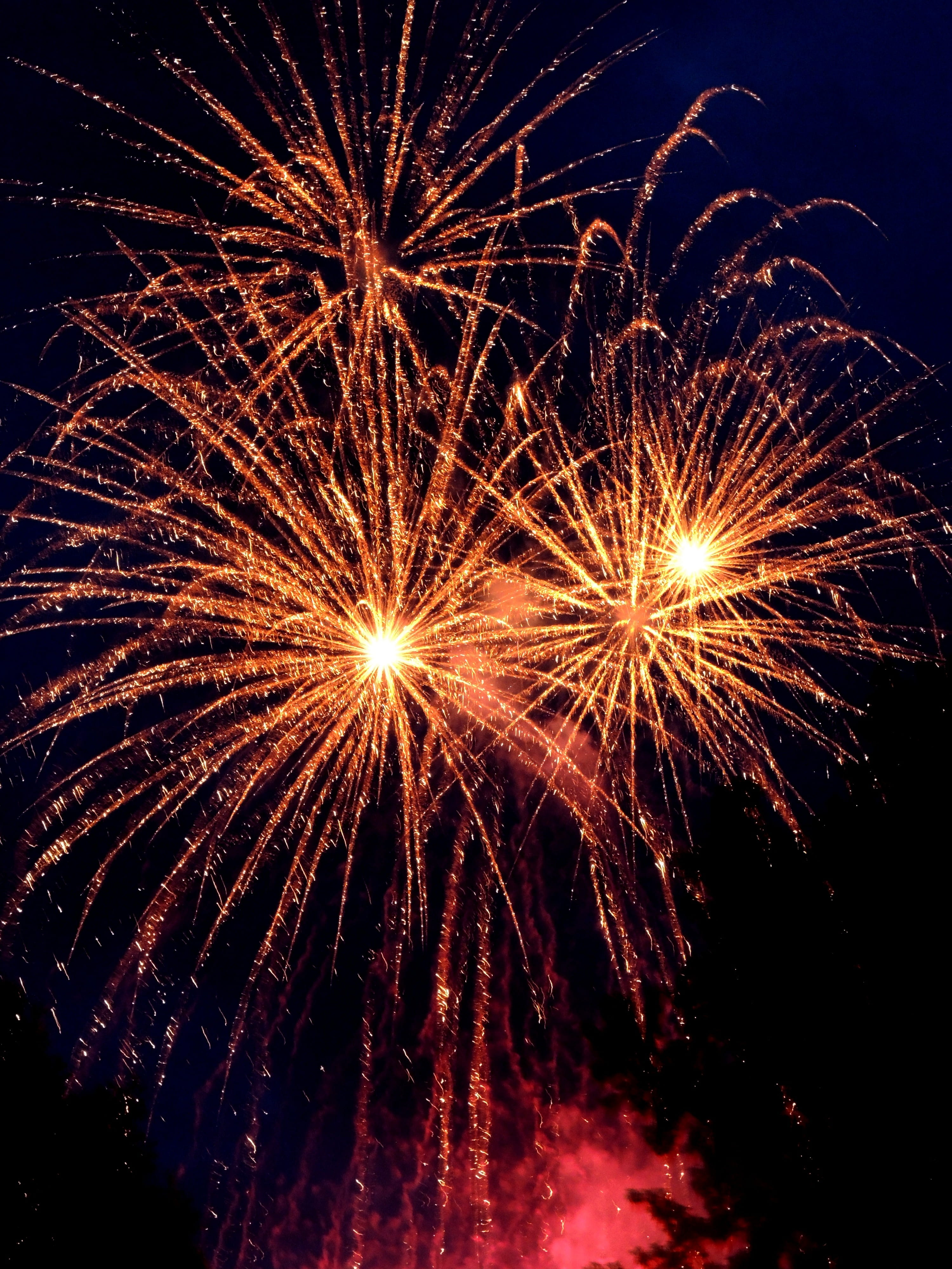 long exposure, nature, event, nighttime, 4K, arts culture and entertainment, celebration event, no people, new year, firework display, motion, firework - man made object, Phone HD Wallpaper