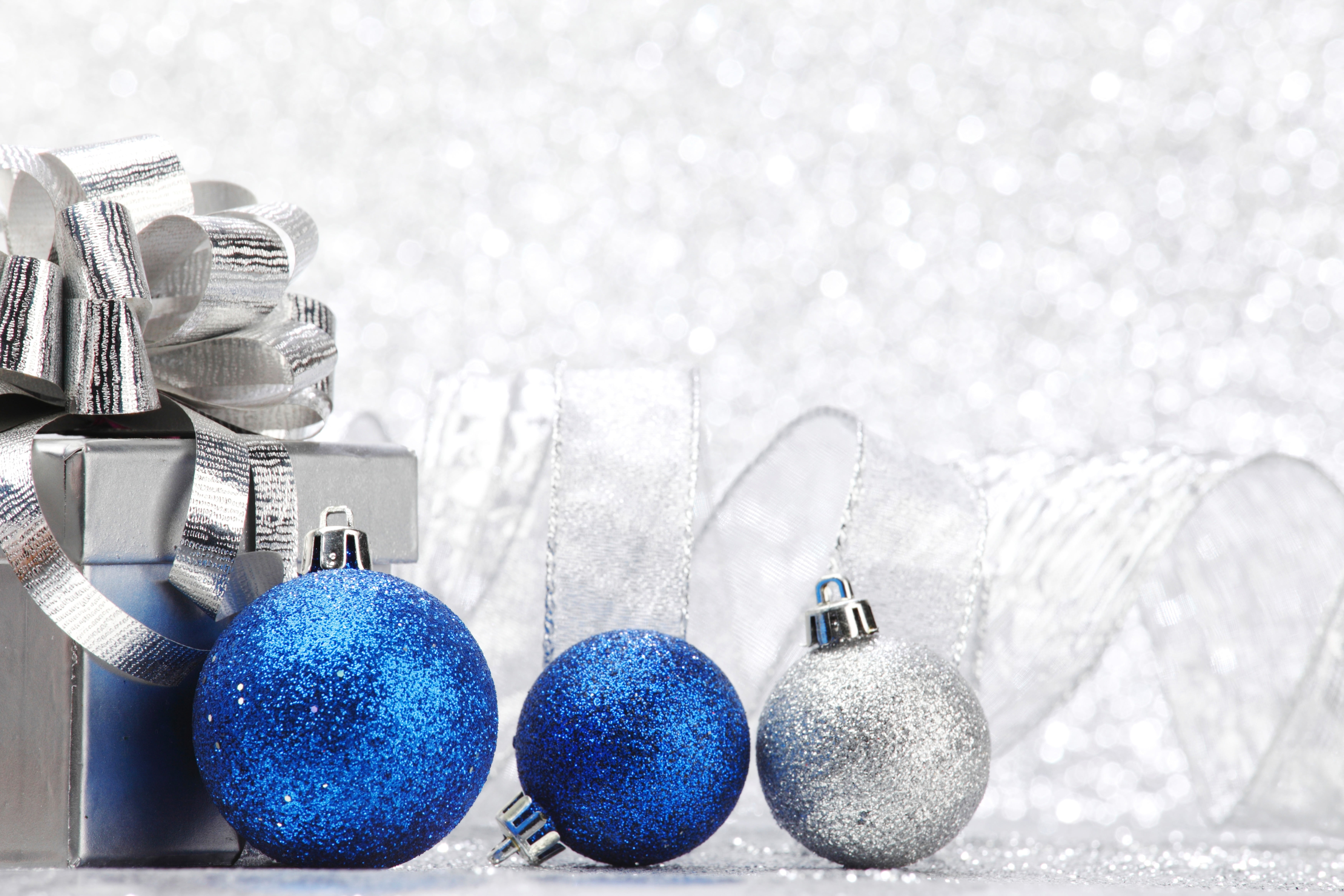 luxury, box, sphere, New Year, silver, balls, holiday, event, 5K, shiny, gift, christmas ornament, decoration, cold temperature, close-up, three, silver colored, HD Wallpaper