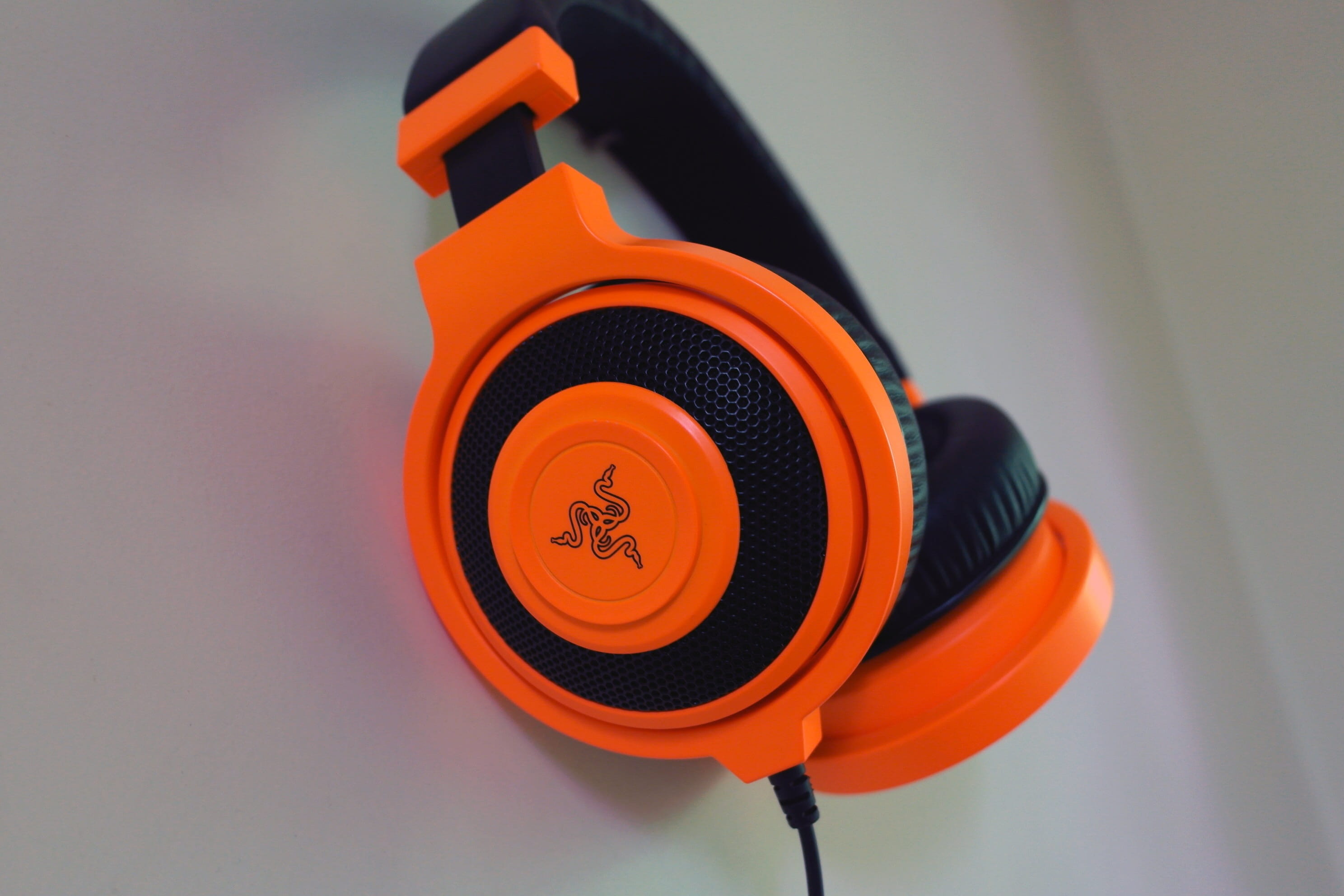still life, lighting equipment, Headphones, orange, music, media, Instagram, studio shot, close-up, stage, musical equipment, focus on foreground, razer, HD Wallpaper