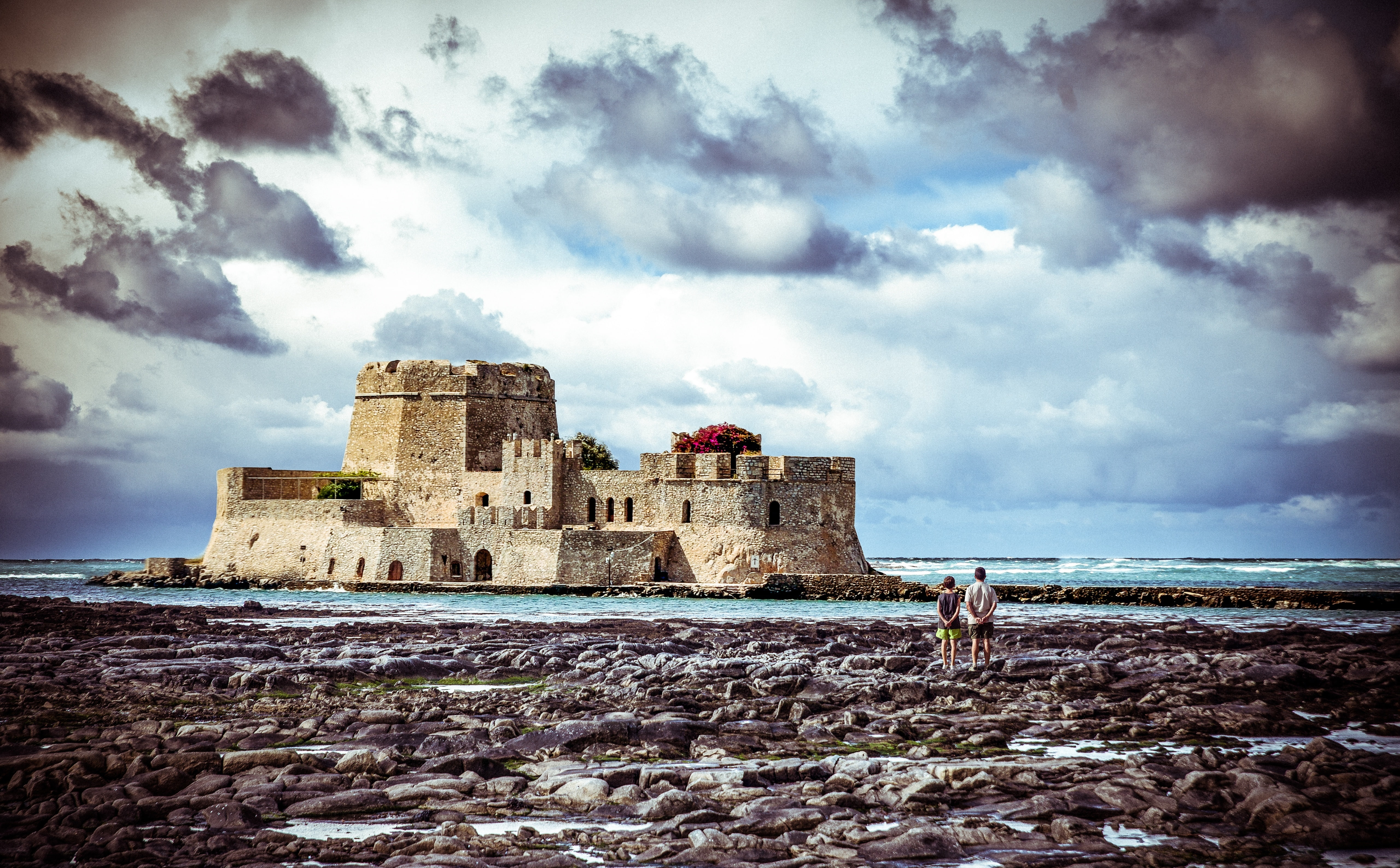 castle, Europe, gray, legacy, ancient, history, land, the past, building exterior, day, France, built structure, water, old, travel destinations, beach, HD Wallpaper