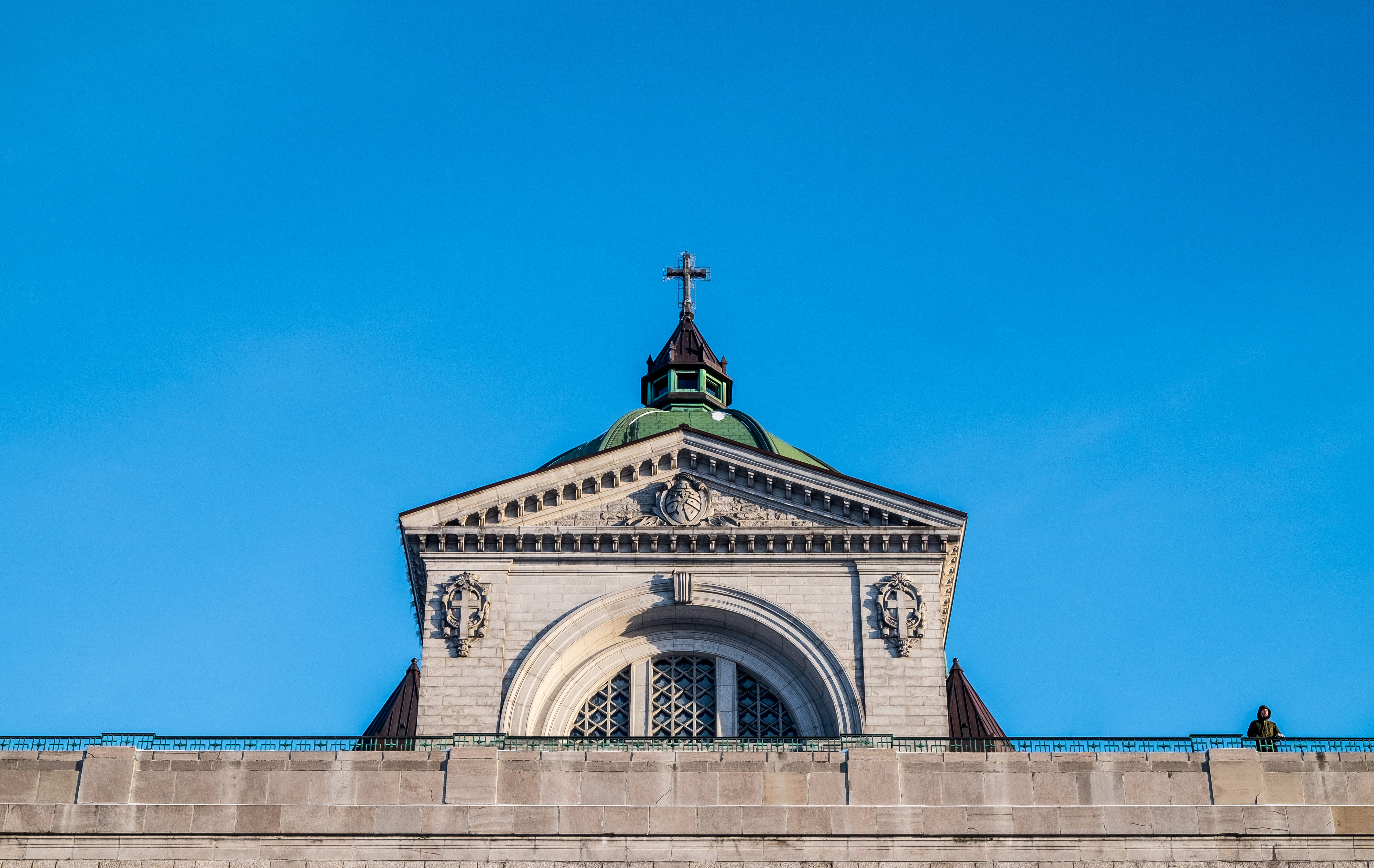 4K, outdoors, sunny, low angle view, building exterior, history, nature, building, no people, montréal, city, built structure, clear sky, copy space, travel destinations, HD Wallpaper