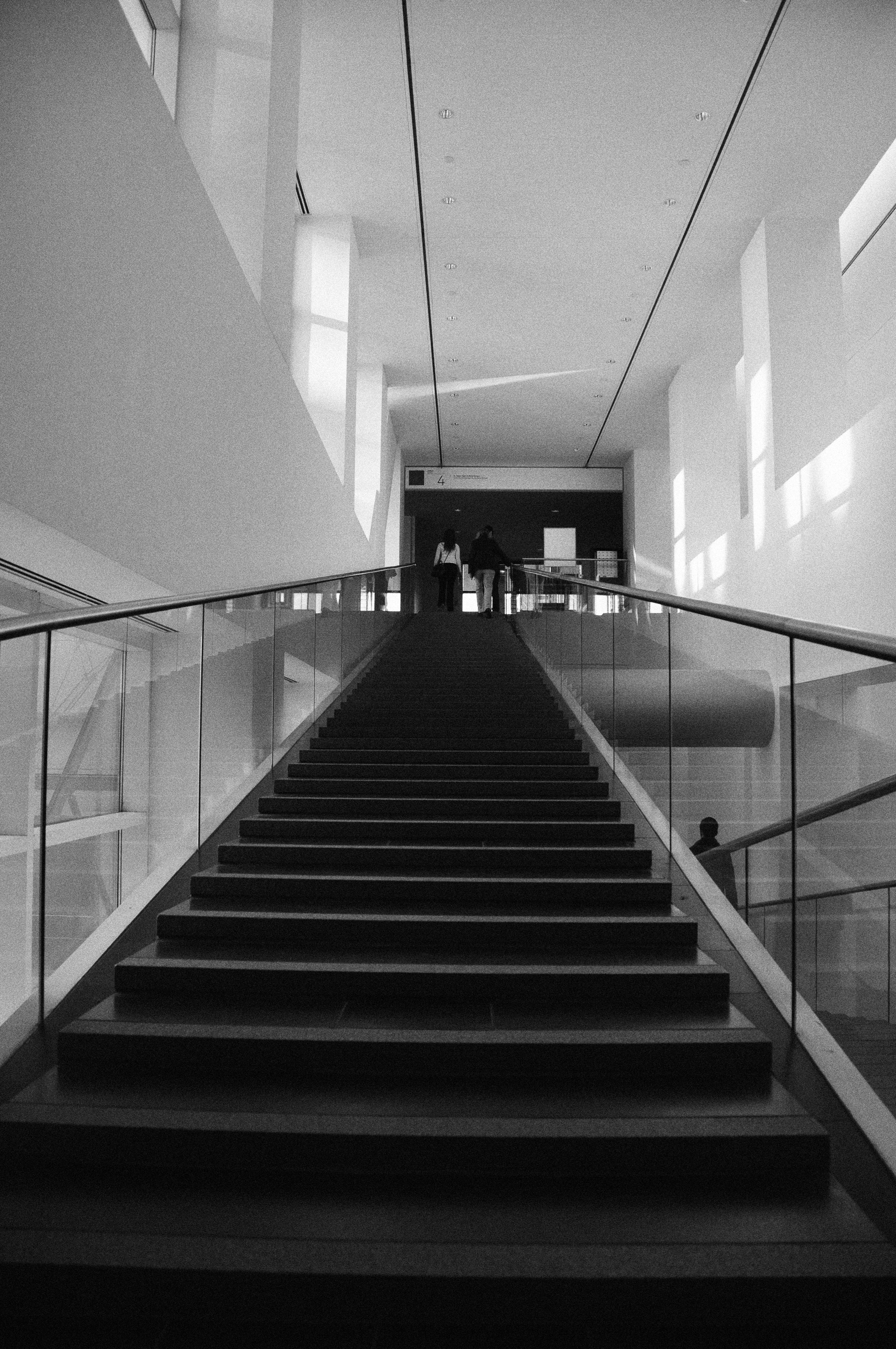 building, lifestyles, architecture, ceiling, low angle view, modern, indoors, 4K, the way forward, steps and staircases, transportation, direction, moving up, Phone HD Wallpaper