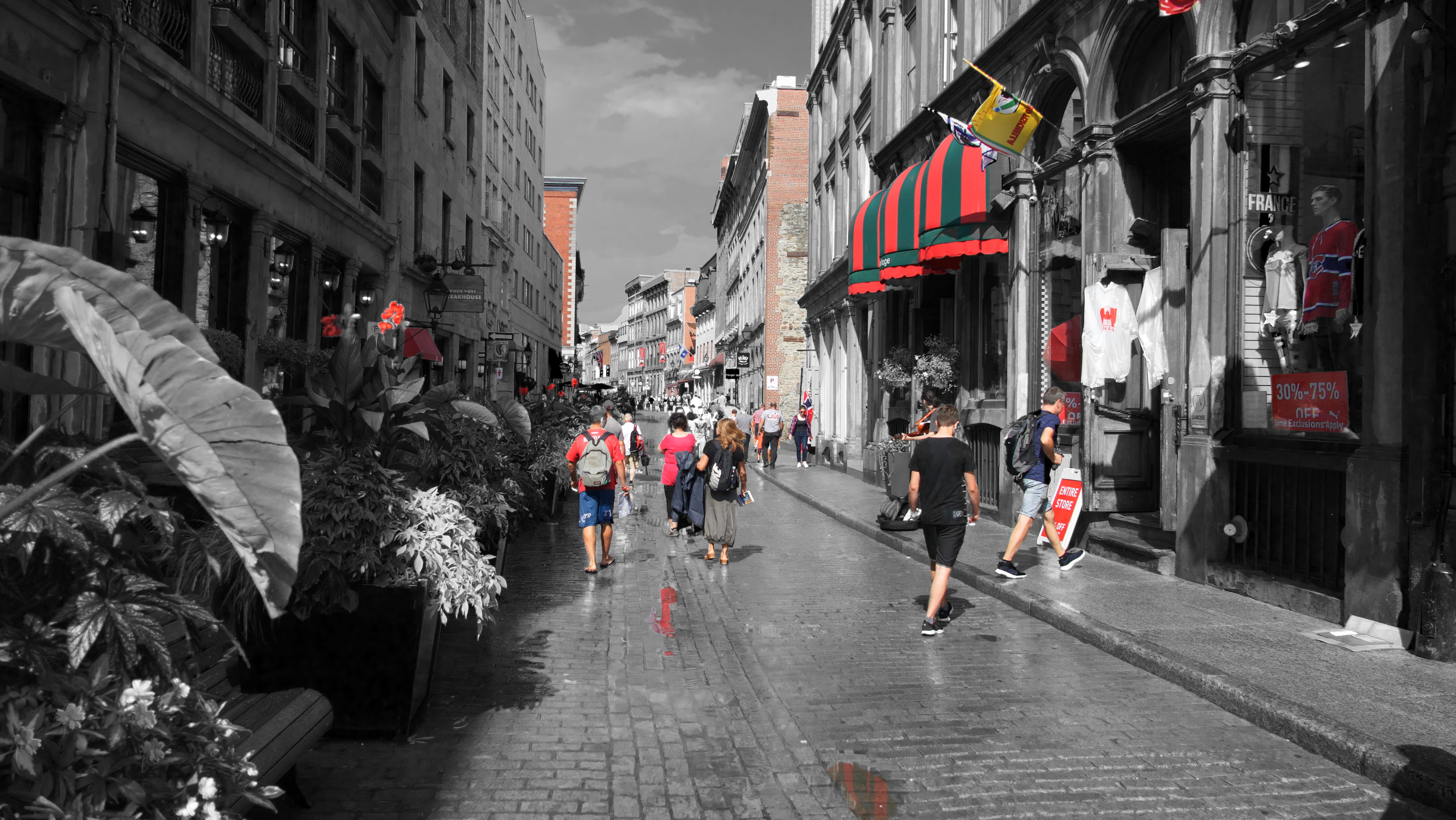 building exterior, montréal, outdoors, city street, adult, group of people, street, 48 rue saint paul est, lifestyles, building, crowd, architecture, real people, HD Wallpaper