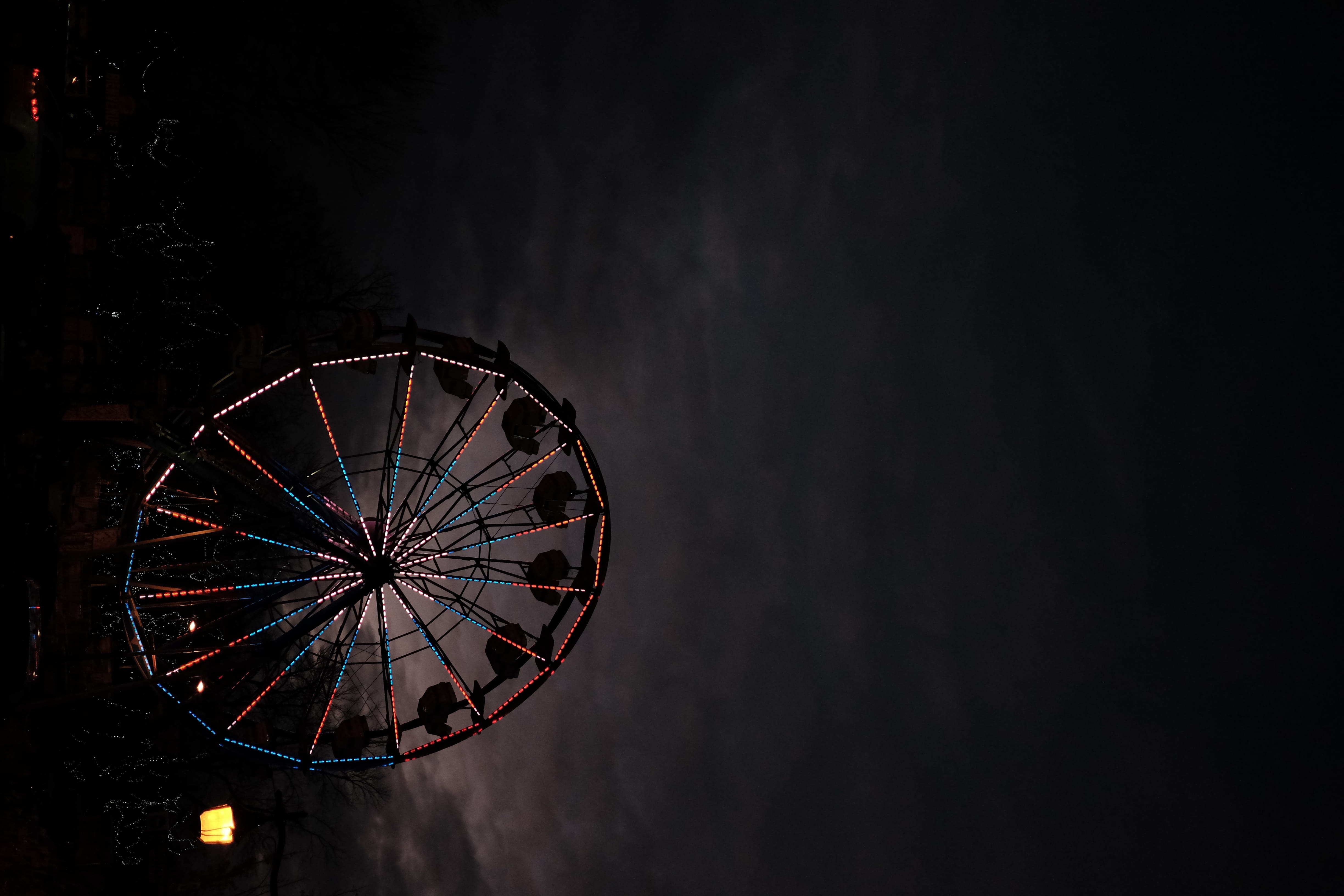 marche de noel, illuminated, copy space, built structure, night, ferris, moody, geometric shape, circle, amusement park ride, carnival, 4K, arts culture and entertainment, HD Wallpaper