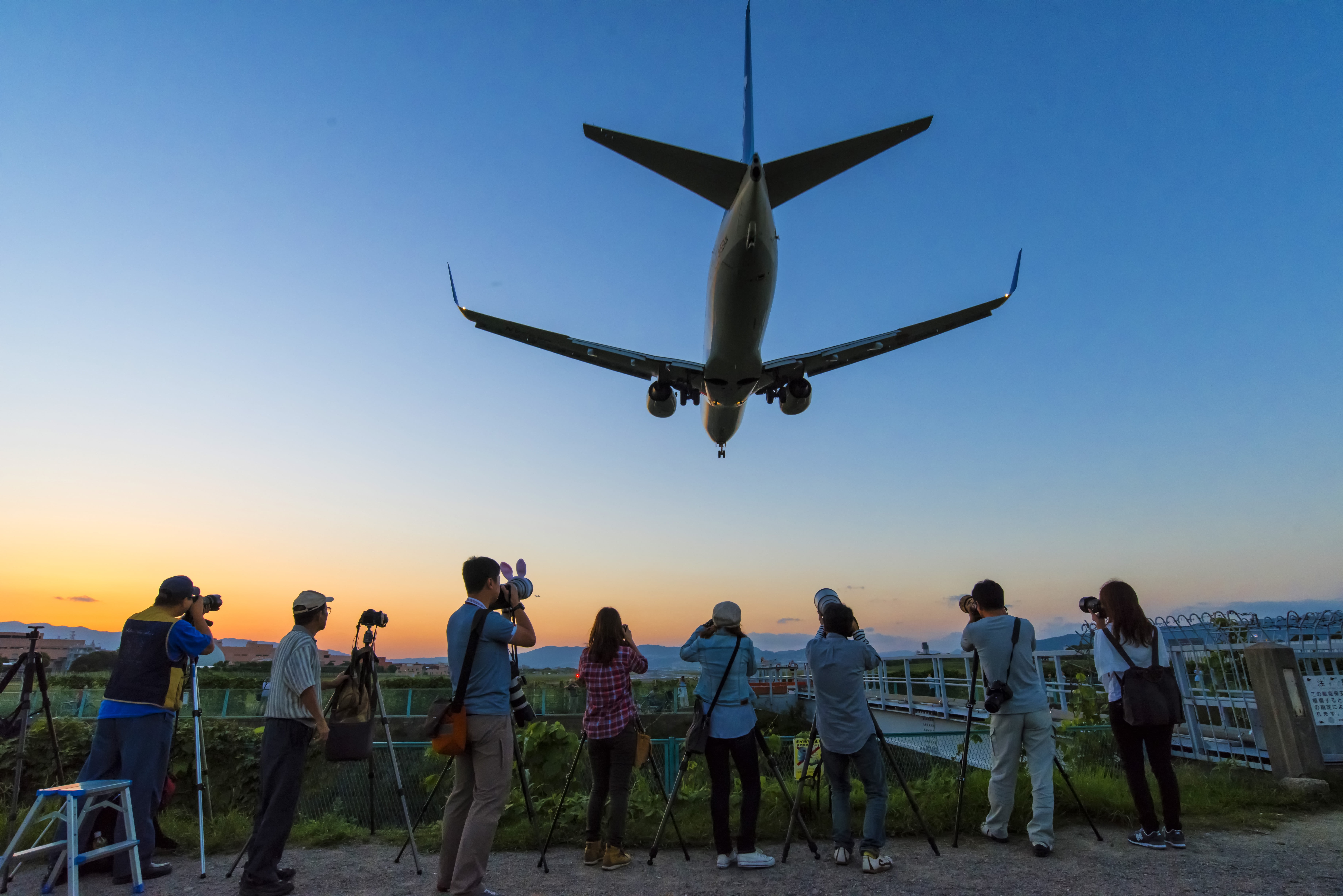 flying, real people, airplane, nature, sky, 5K, large group of people, sunset, mid adult, hour, transportation, photographer who, evening, travel, clear sky, HD Wallpaper