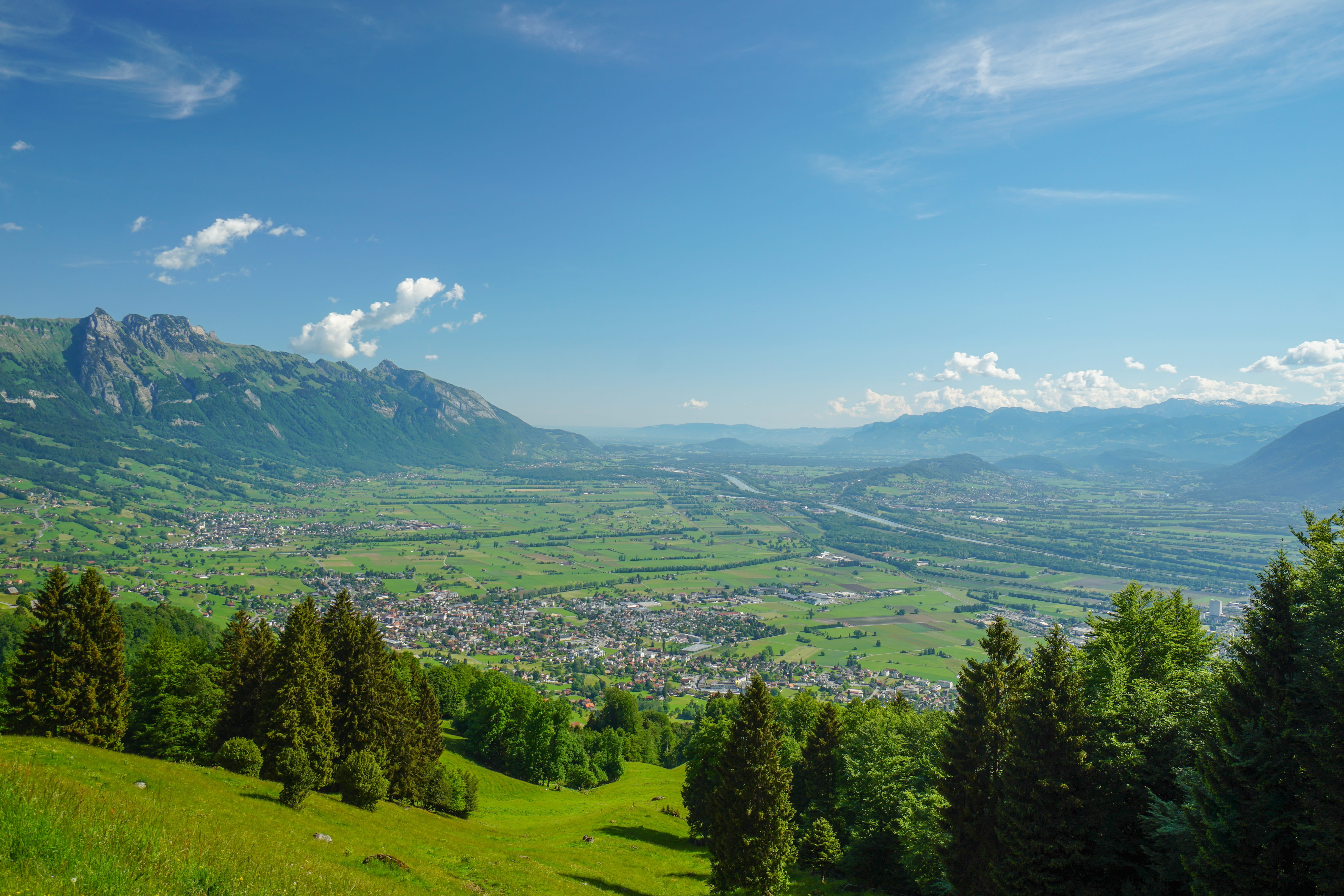 cloud - sky, land, feldkirch, tree, sky, no people, rhein, landscape, outdoors, hiking, day, 5K, mountain range, switzerland, chrüzberge, tranquility, HD Wallpaper