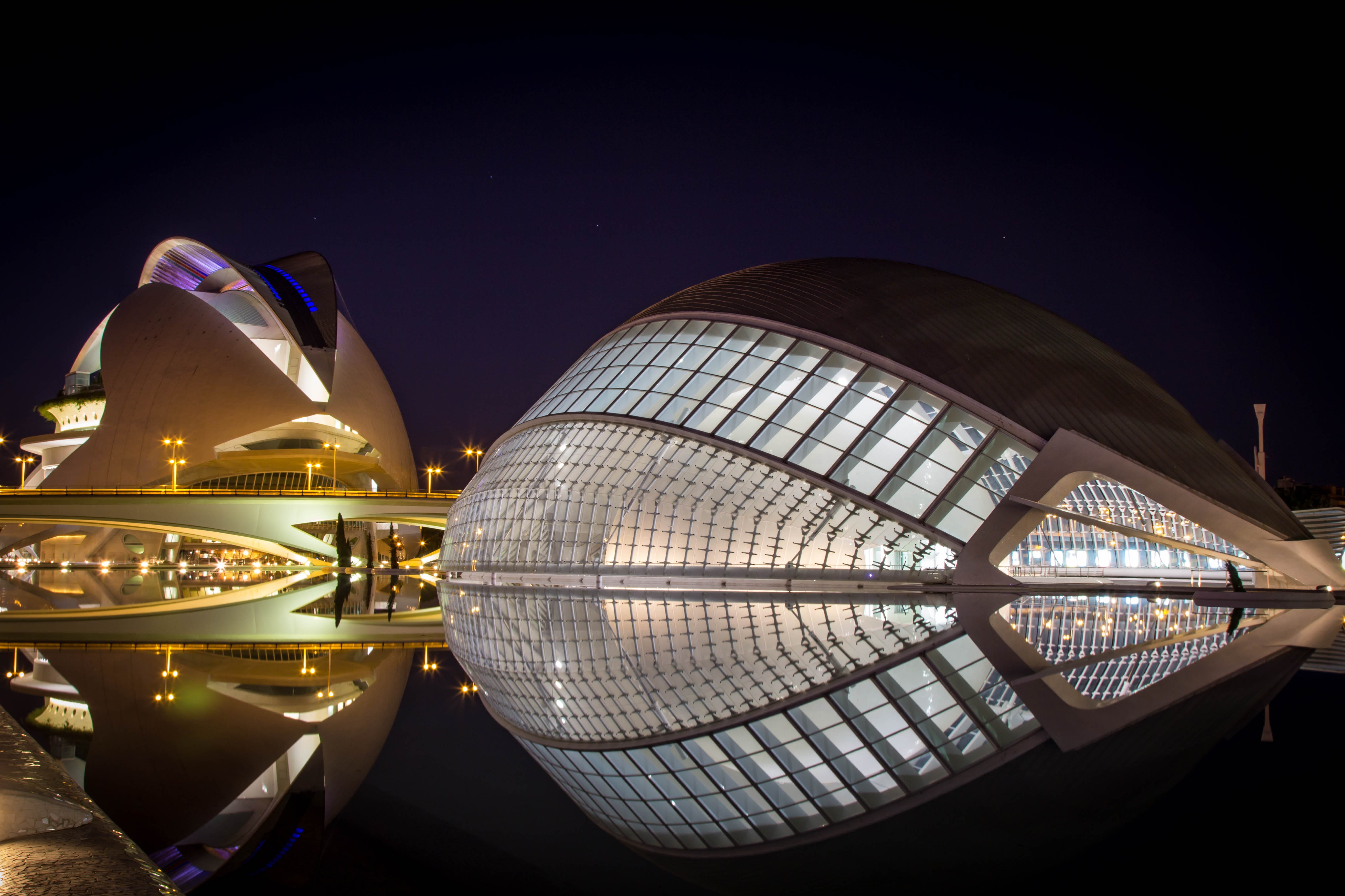 futuristic, travel, travel destinations, illuminated, sky, pedestrian, urban space, reflection, 5K, modern, bright, contemporary, dome, architecture, night, HD Wallpaper