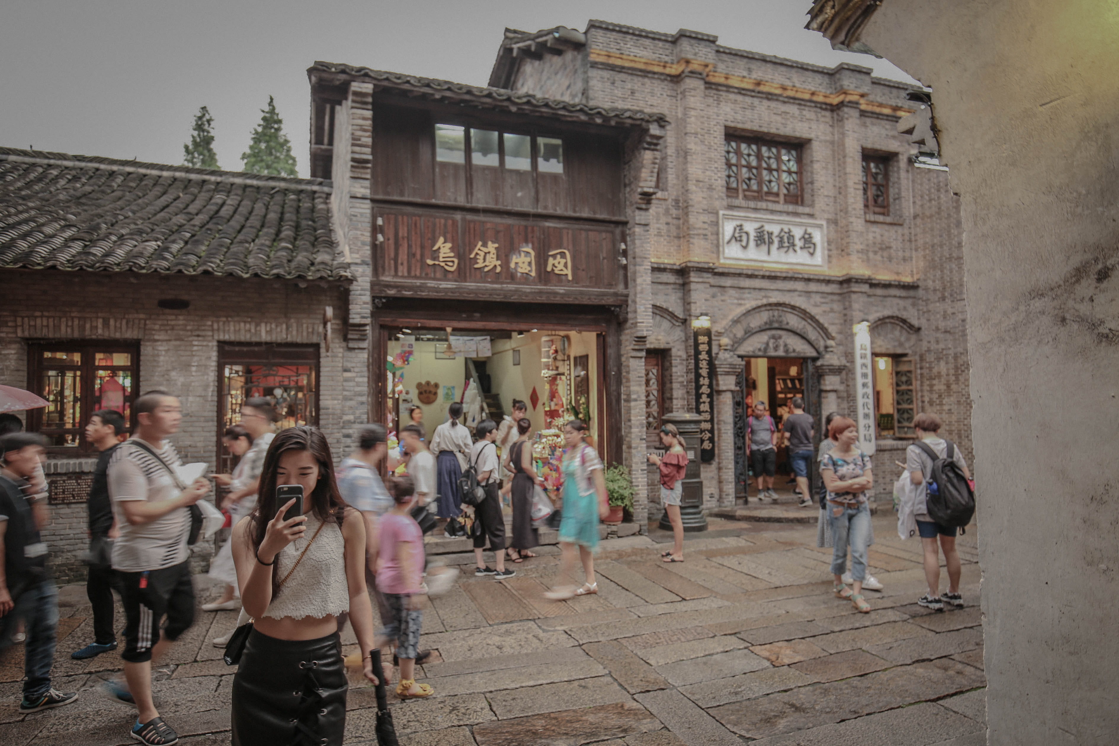 wuzhenzhen, large group of people, men, architecture, group of people, communication, street, standing, built structure, women, 2K, crowd, adult, day, HD Wallpaper