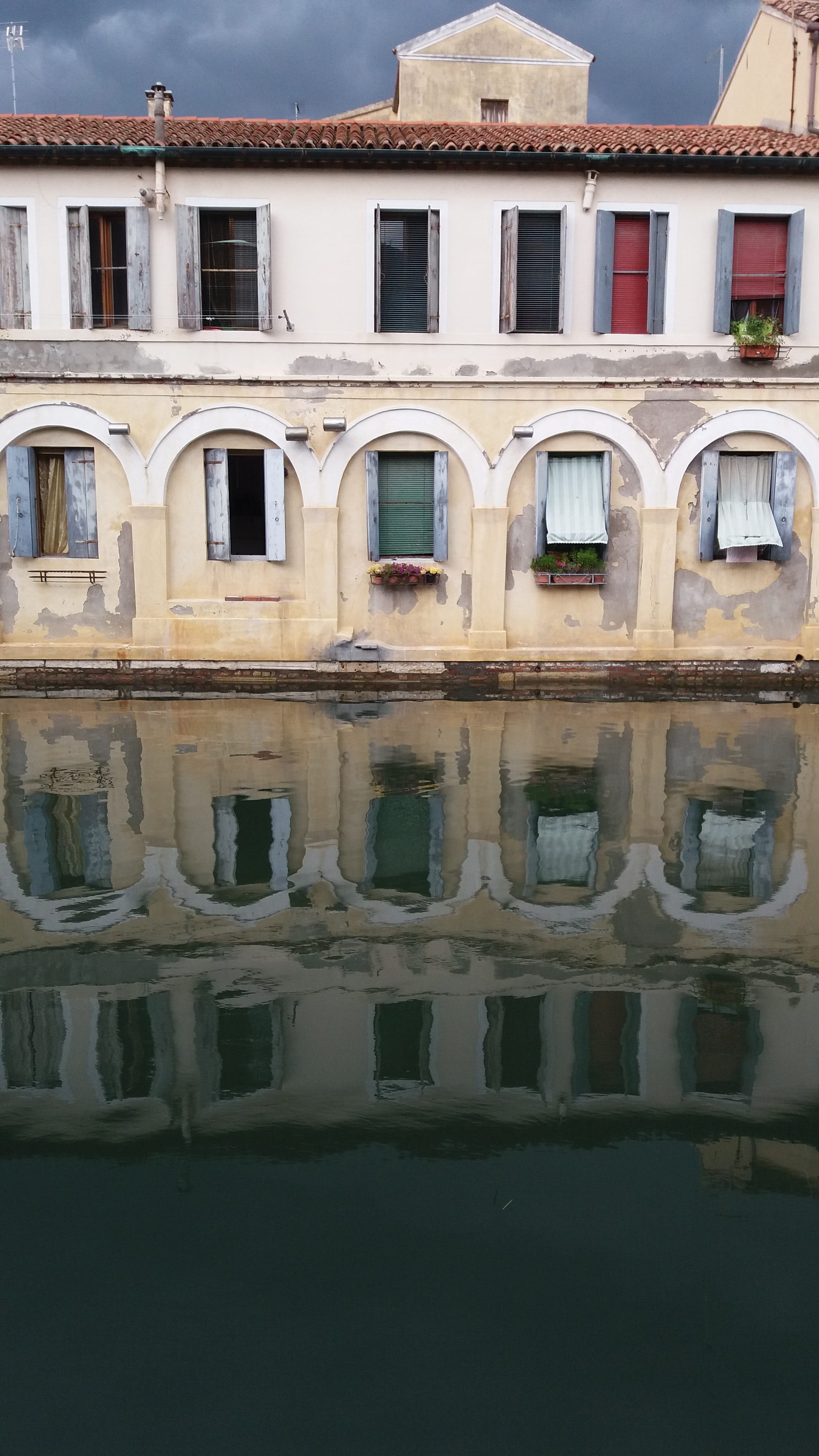 Italy, Chioggia, venice, old, reflection, day, nature, sky, water, built structure, 4K, channel, Architecture, building, city, old houses, residential district, Phone HD Wallpaper