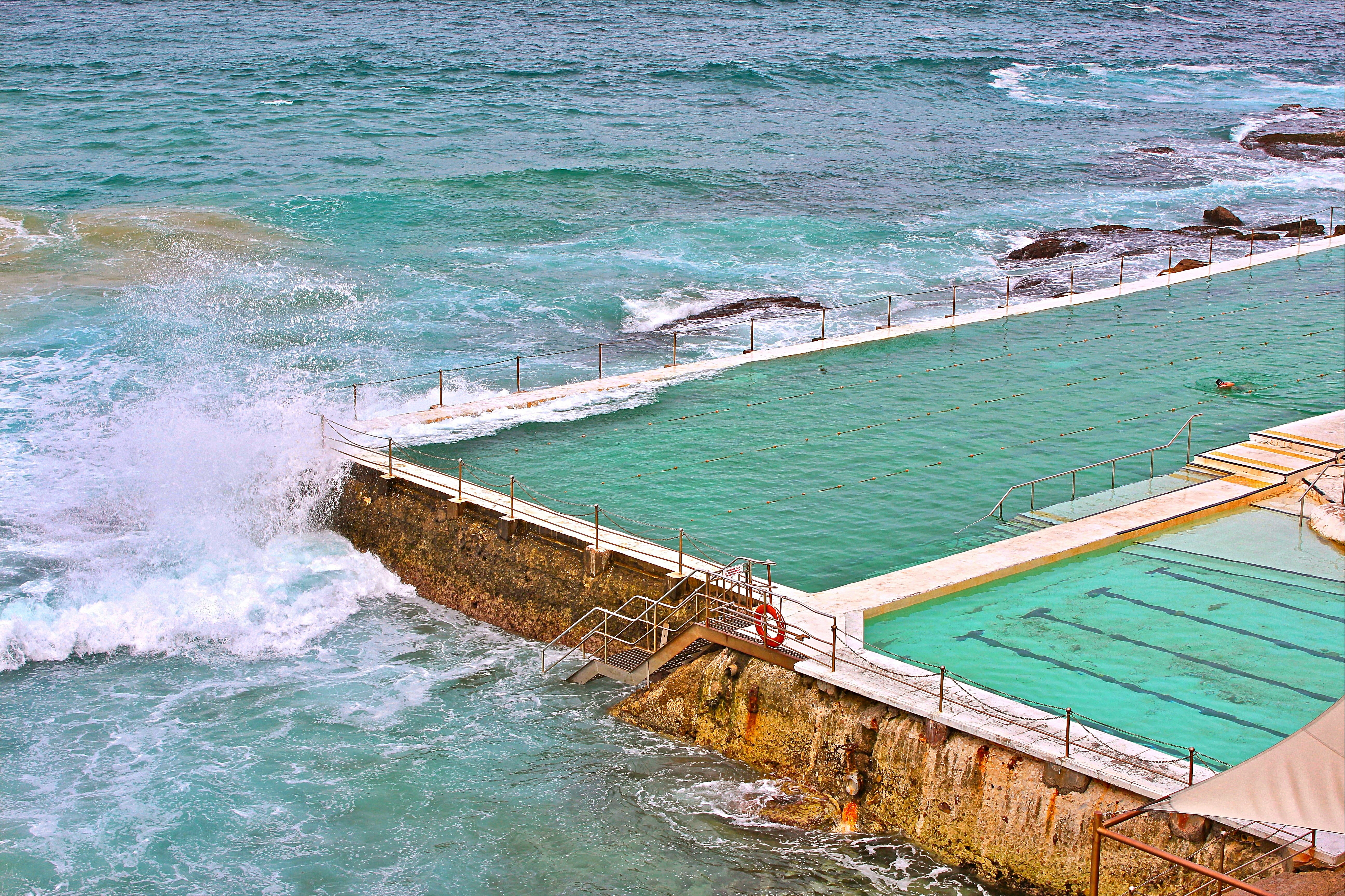 sport, outdoors, waterfront, panorama, architecture, swimming pool, scenics - nature, land, landscape, beauty in nature, australia, breaking, aquatic sport, HD Wallpaper