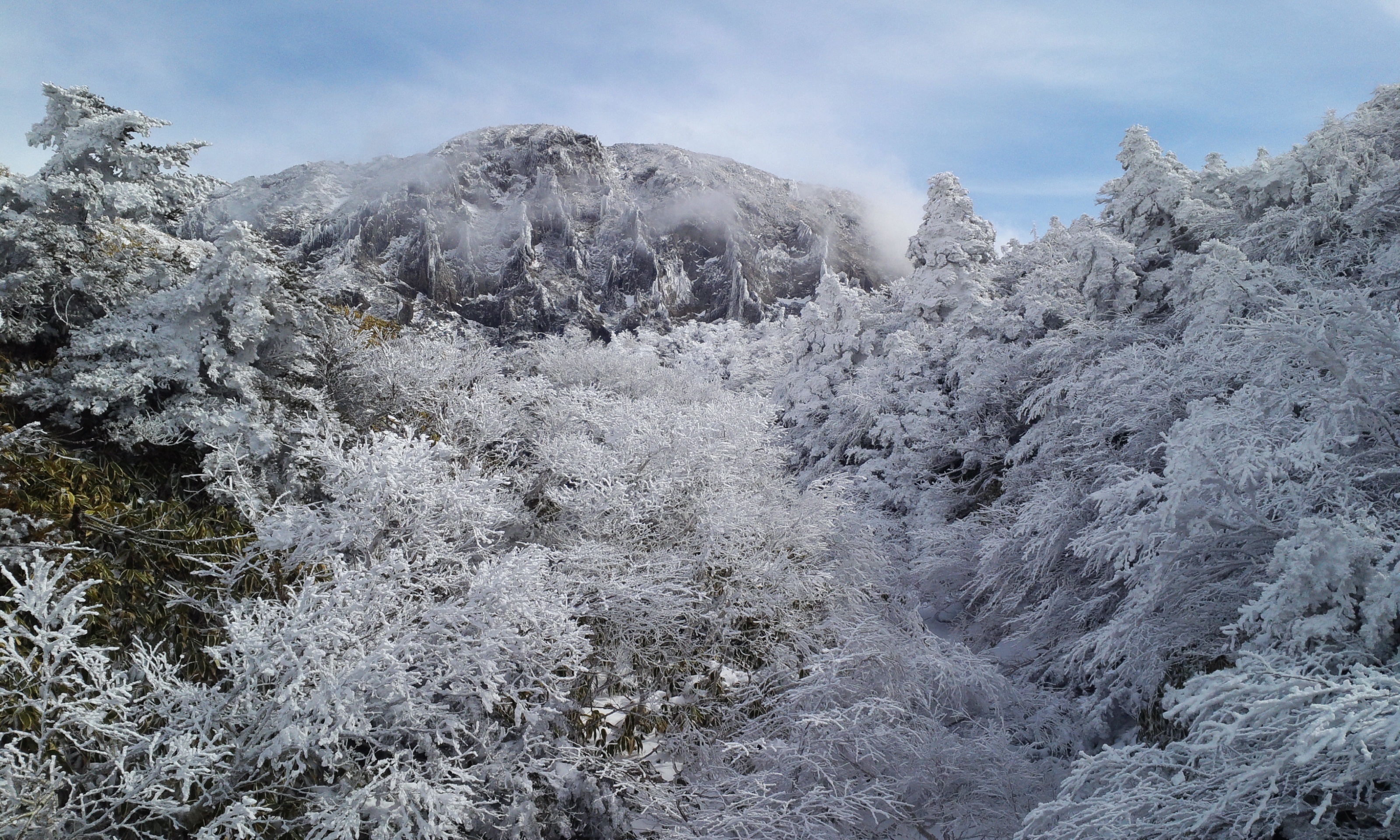 tranquil scene, cold temperature, 2K, mountain peak, halla mountain and snow nambyeok, snowcapped mountain, scenics - nature, non-urban scene, nature, HD Wallpaper