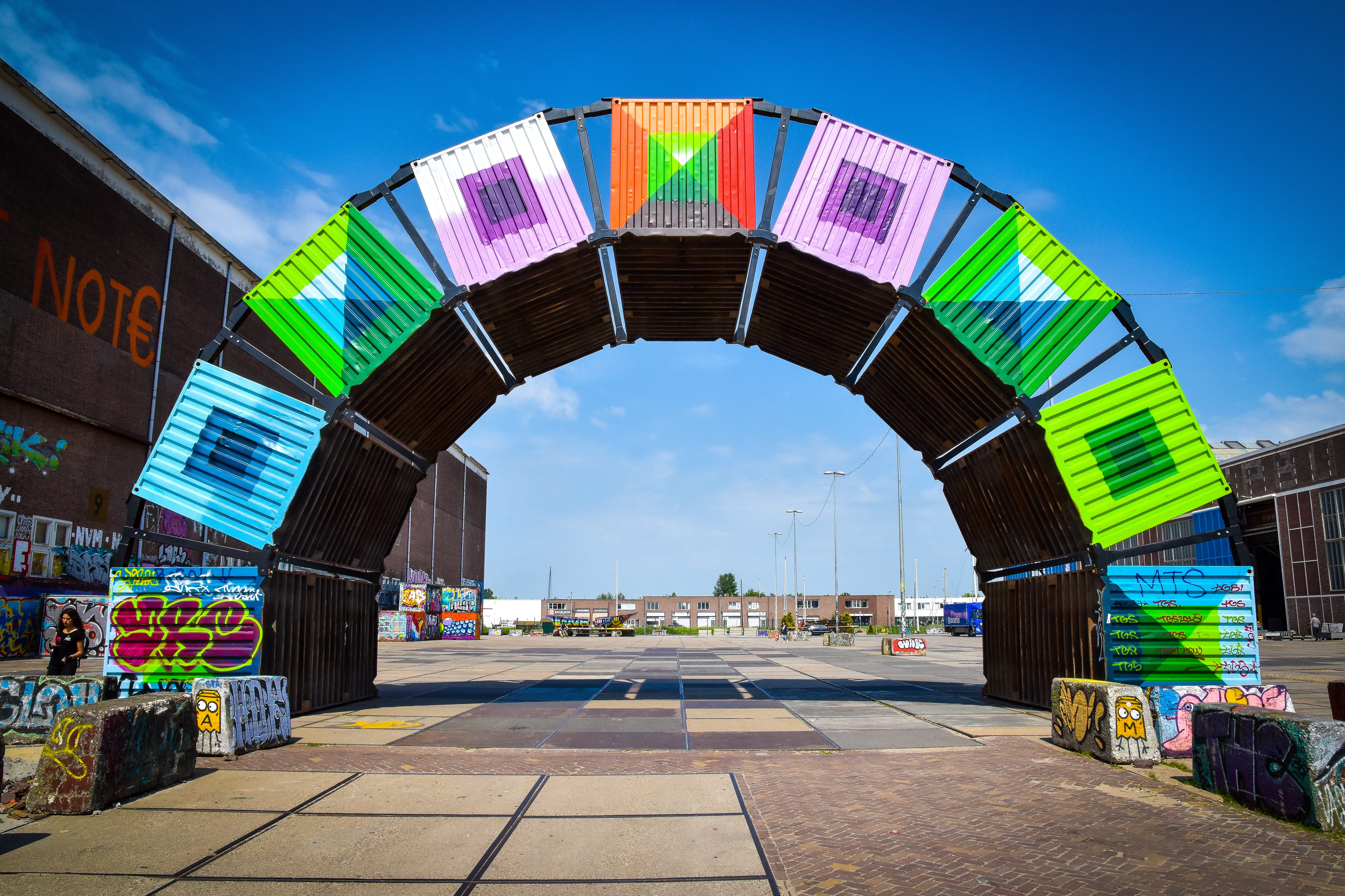 multi colored, nature, no people, creativity, building exterior, rainbow, explore, amsterdam, city, transportation, day, built structure, art, ndsm, containers, HD Wallpaper