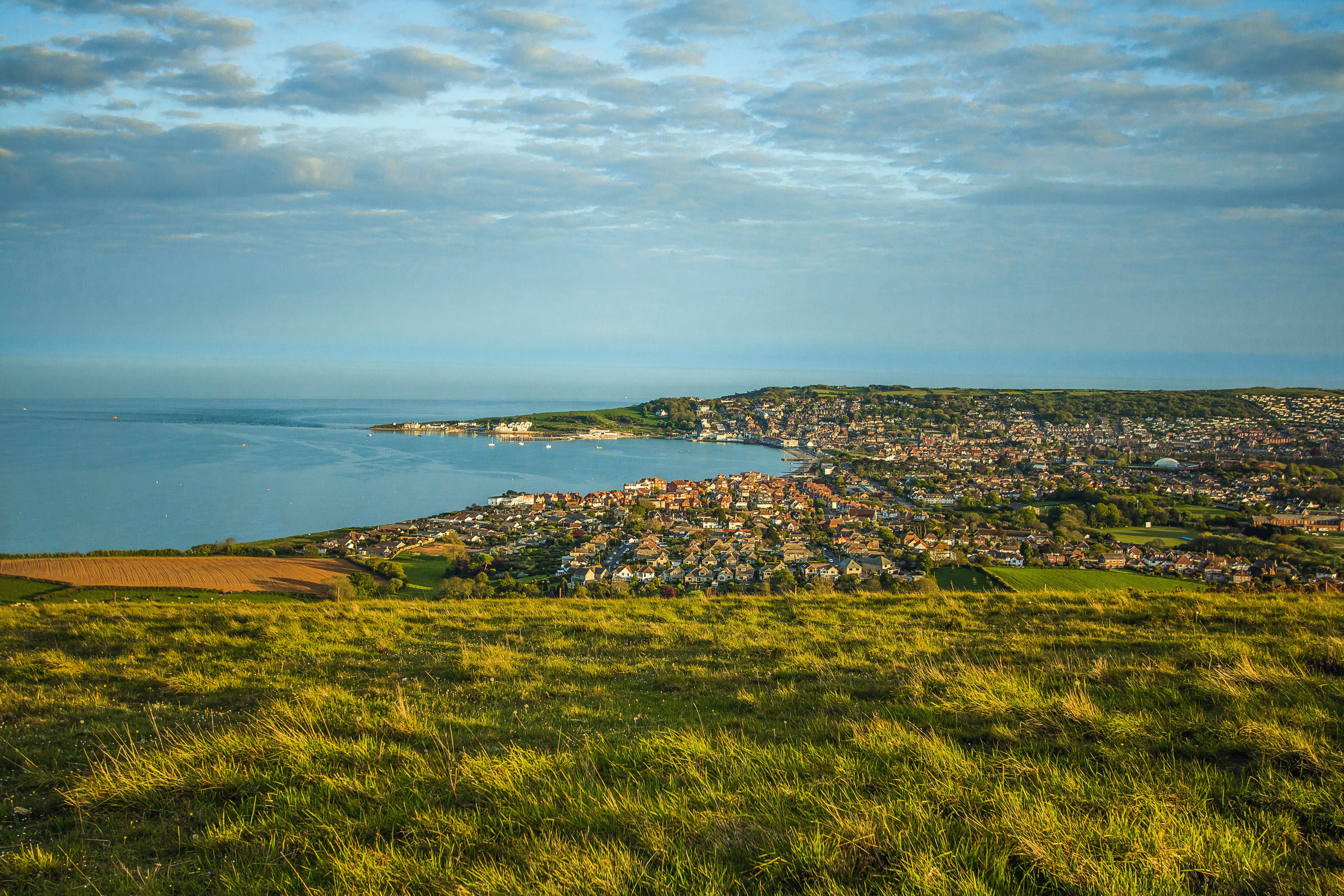 scenics, environment, landscape, beach, nature, coastline, 4K, swanage bay, panorama, land, cloud - sky, field, scenics - nature, sky, summer, built structure, HD Wallpaper
