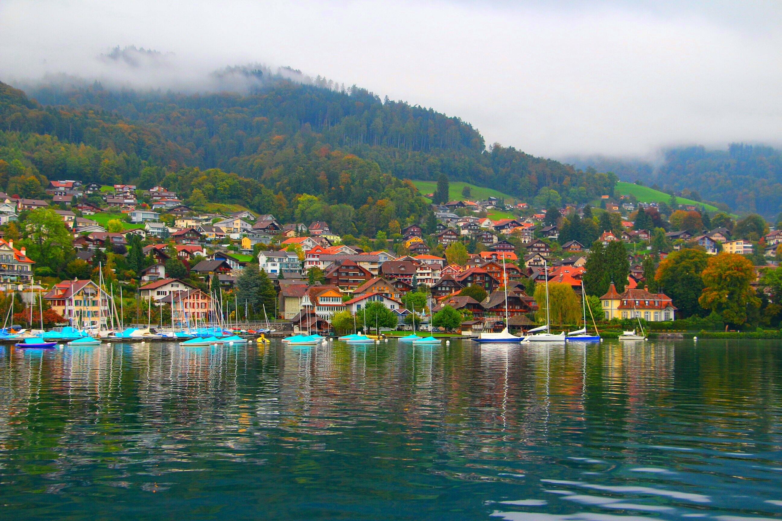 mountain, lake thun, lake, landscape, switzerland, built structure, beauty in nature, 2K, calm, colorful, waterfront, cool, easy life, outdoors, house, HD Wallpaper