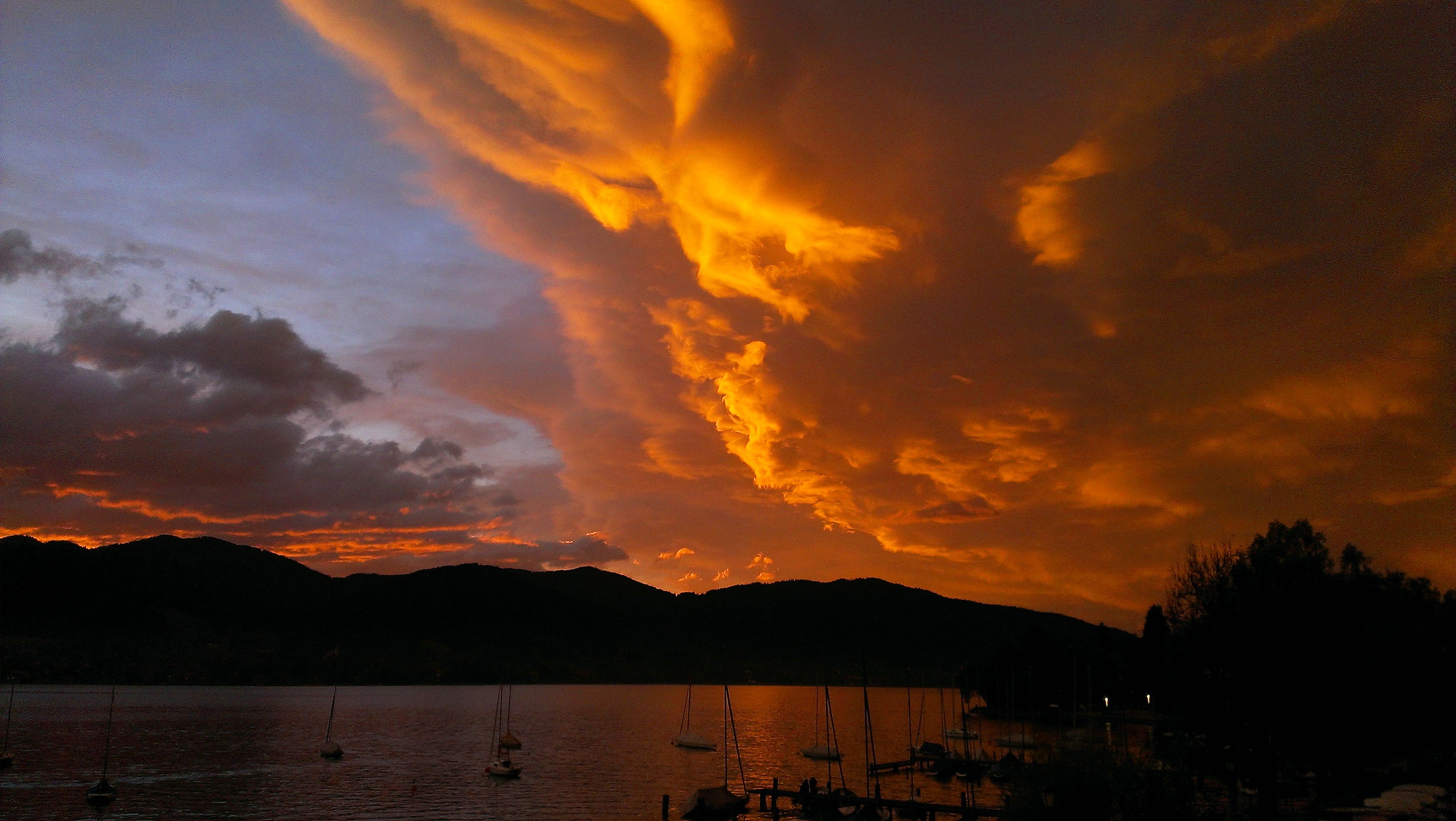 wolkenwand, environment, outdoors, landscape, illuminated, germany, tegernsee, boats, white, sky, scenics - nature, 2K, orange, lake, foothills of the, HD Wallpaper