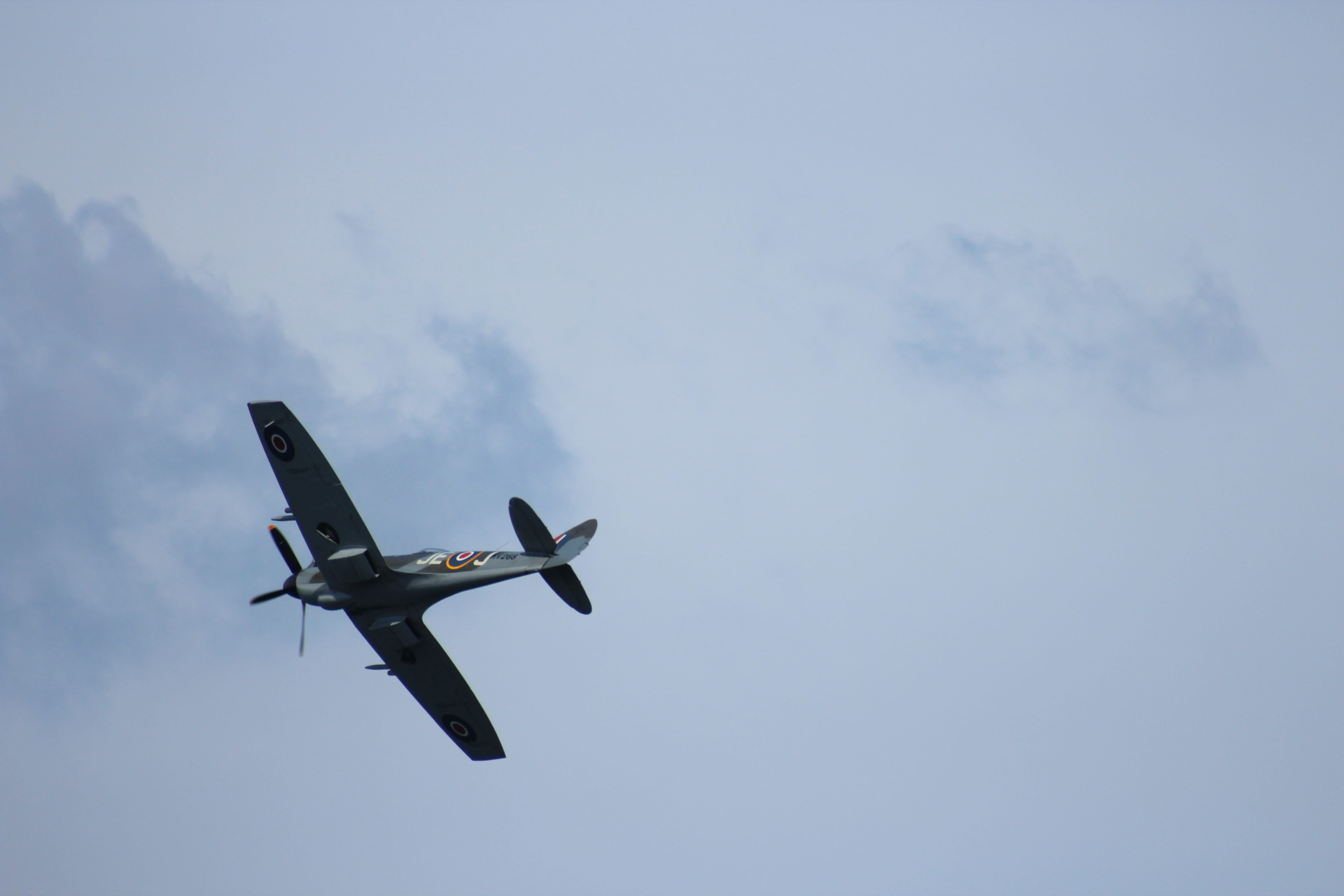 aircraft, historic, outdoors, mode of transportation, cloud - sky, military, aerospace industry, transport, sky, nature, motion, british, day, no people, HD Wallpaper