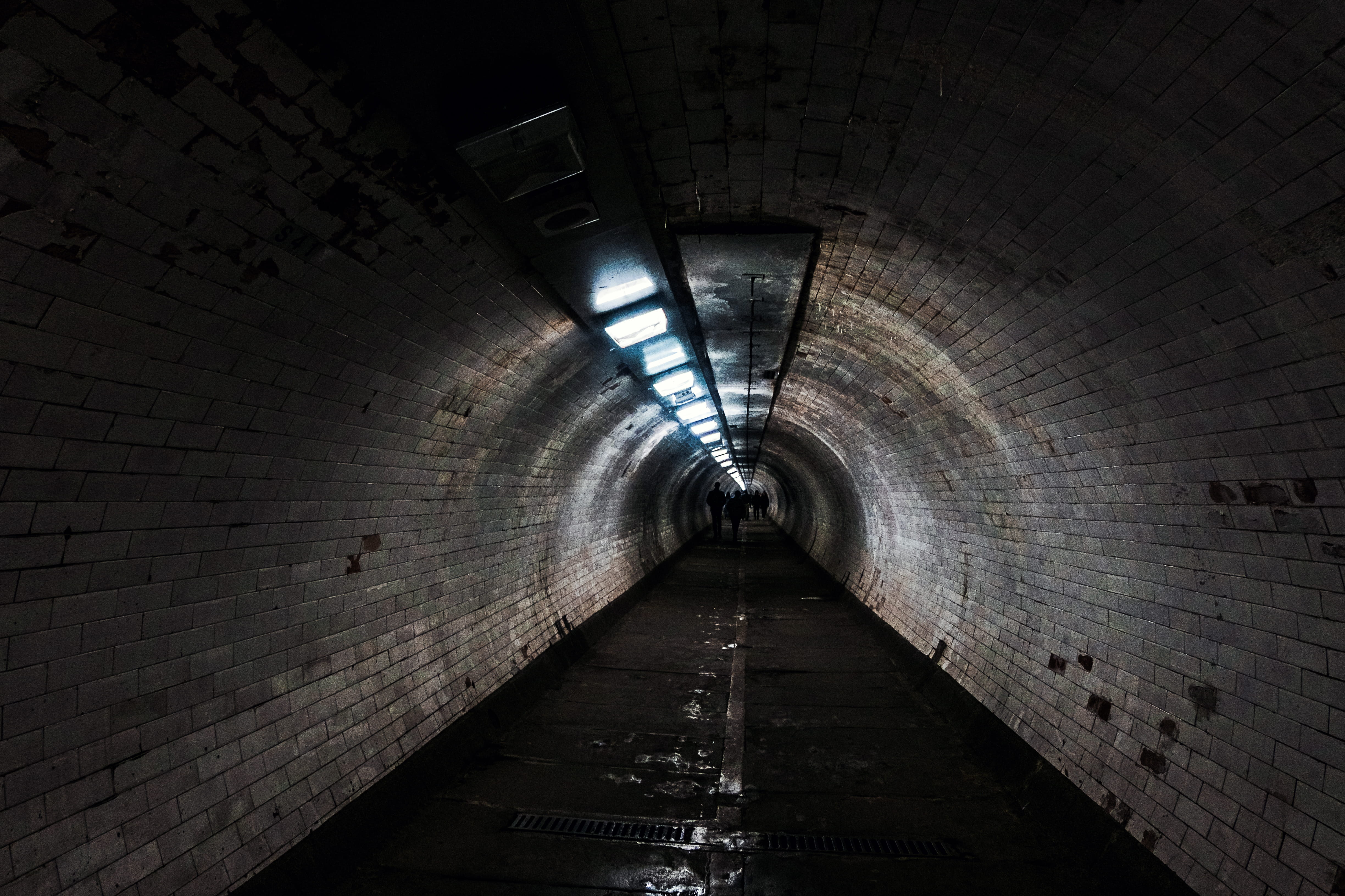 transportation, ground, lump, consistency, illuminated, brick, underground walkway, indoors, public transportation, lighting equipment, footpath, fuji x series, HD Wallpaper
