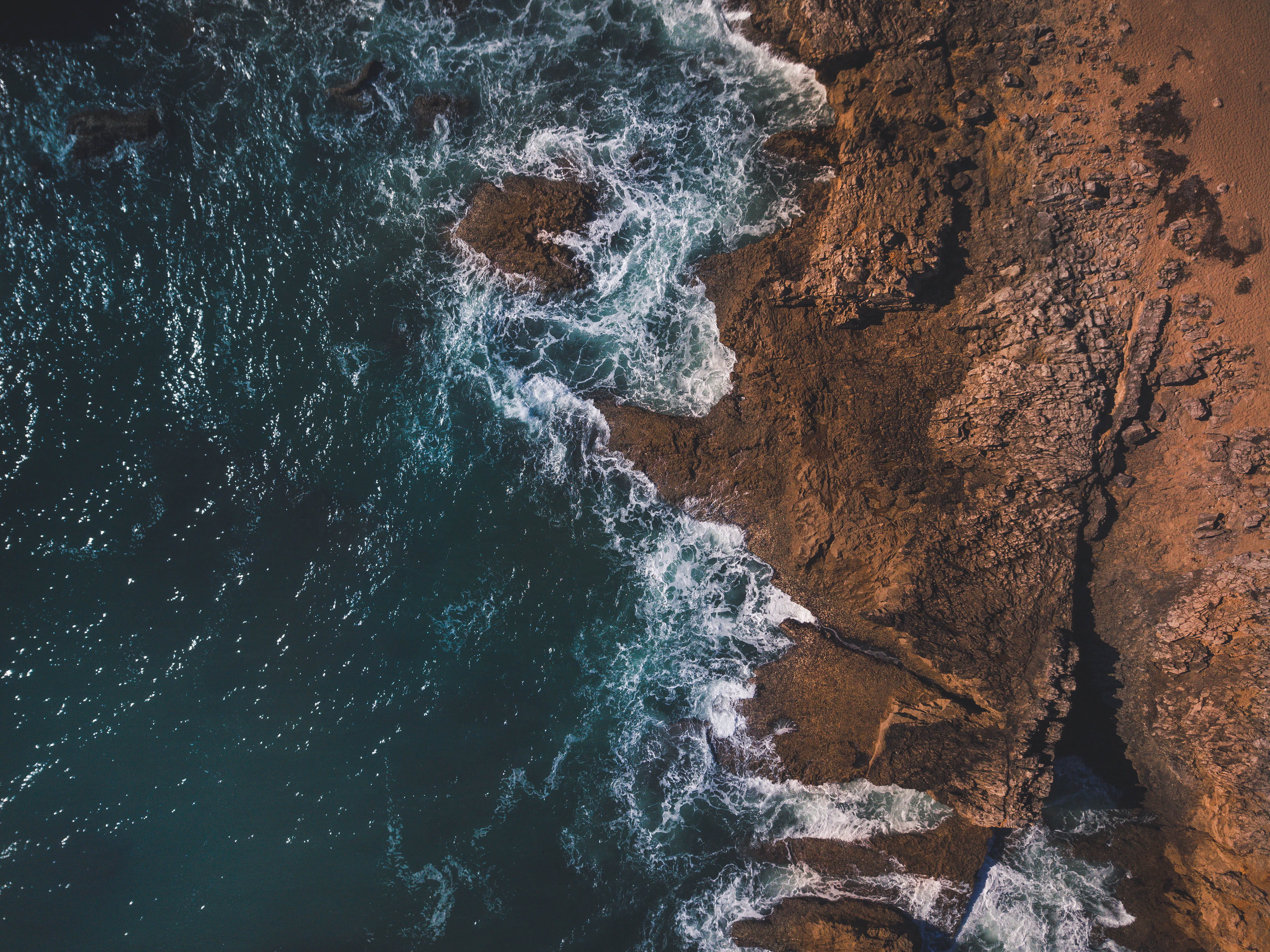 rock - object, day, splashing, rocks, rock formation, flowing water, nature, water, breaking, 4K, wet, solid, birds eye view, splash, motion, flowing, HD Wallpaper