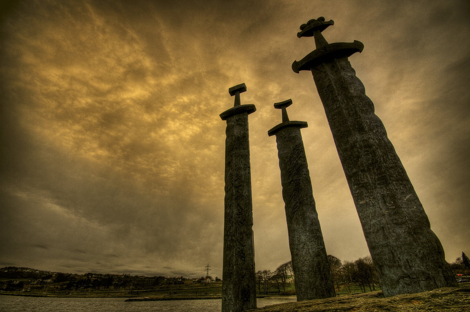 720P, history, travel destinations, sunset, belief, crosses, post, night, nature, swords, sky, religion, architecture, the past, no people, spirituality, HD Wallpaper