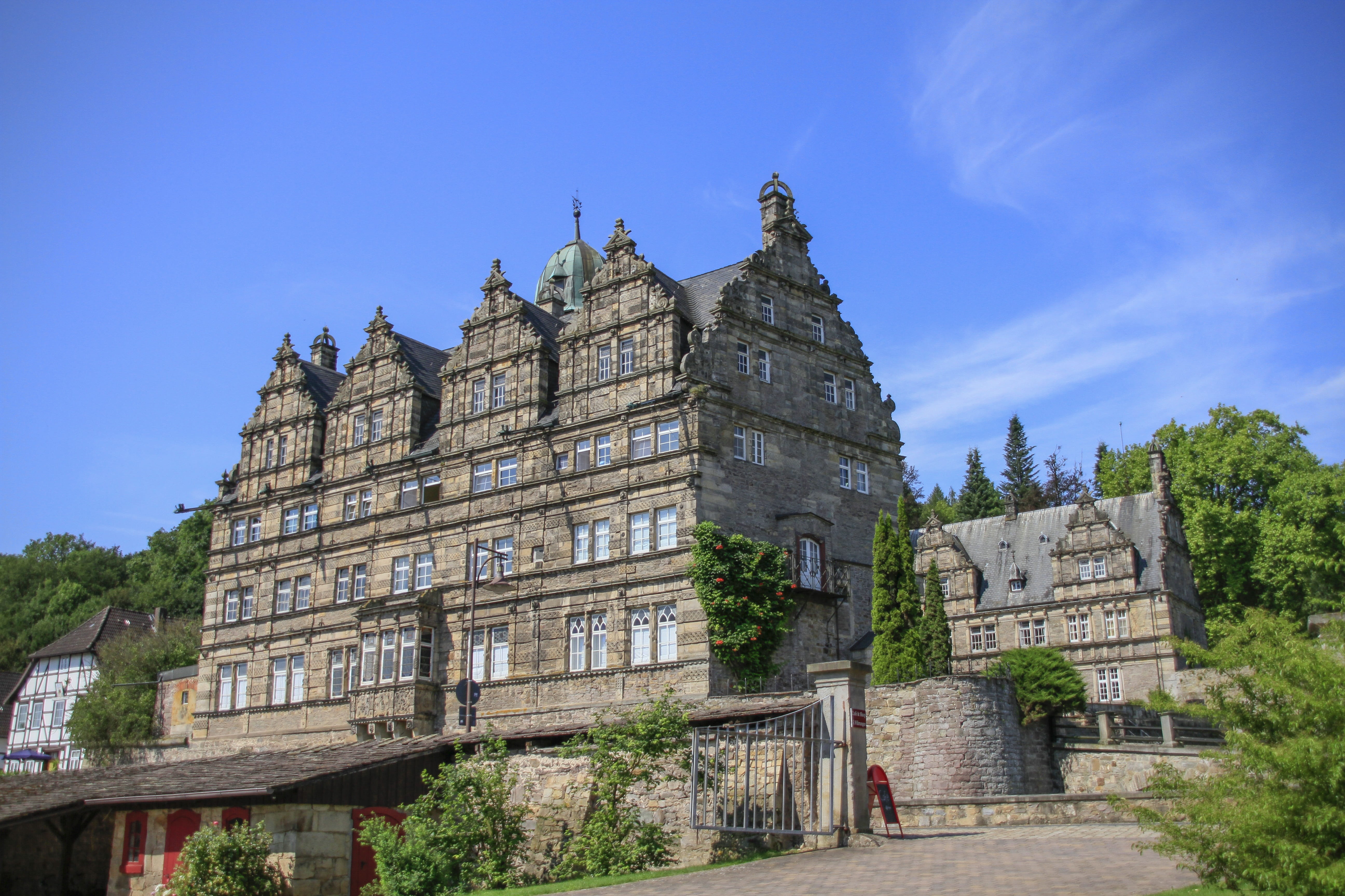 building, low angle view, melschenburg, built structure, weser renaissance, Castle, architecture, travel, historically, history, nature, day, tree, outdoors, HD Wallpaper