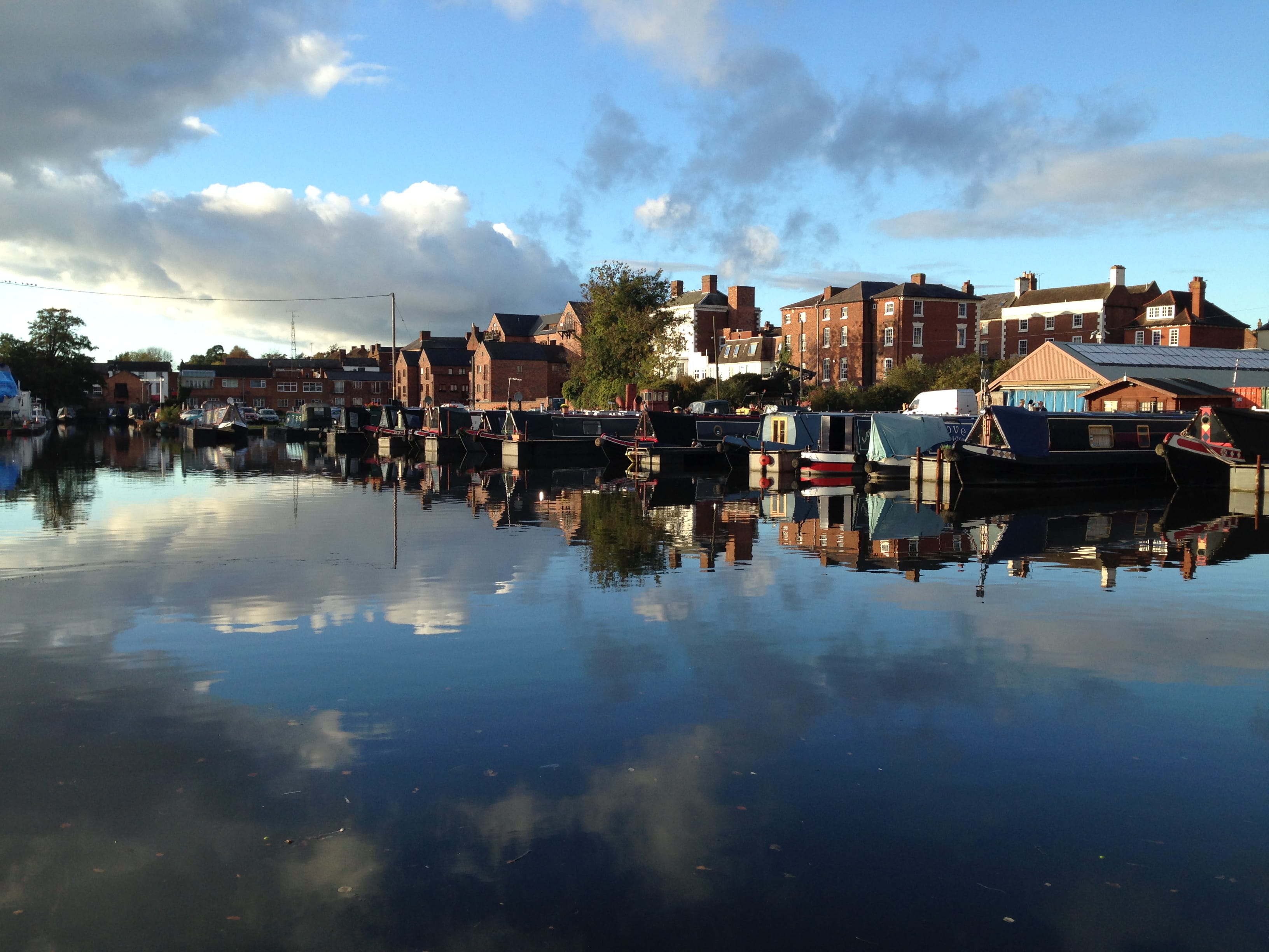 united kingdom, nature, waterfront, reflection, building, cloud - sky, no people, outdoors, house, lake, day, architecture, worcestershire, water, town, HD Wallpaper