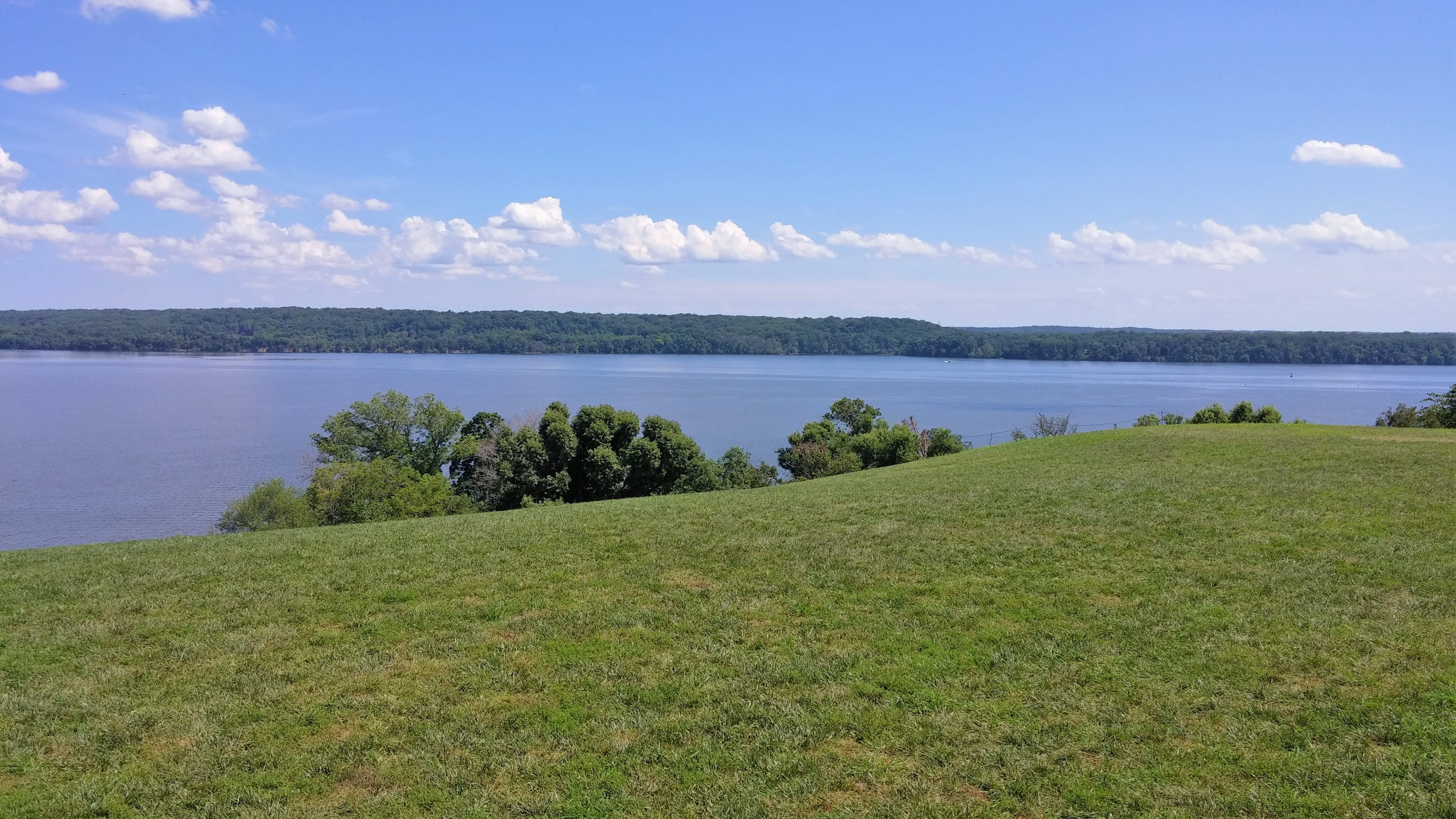tranquility, tranquil scene, potomac, day, beauty in nature, outdoors, grass, cloud - sky, historic, mount vernon, no people, virginia, sky, president, HD Wallpaper
