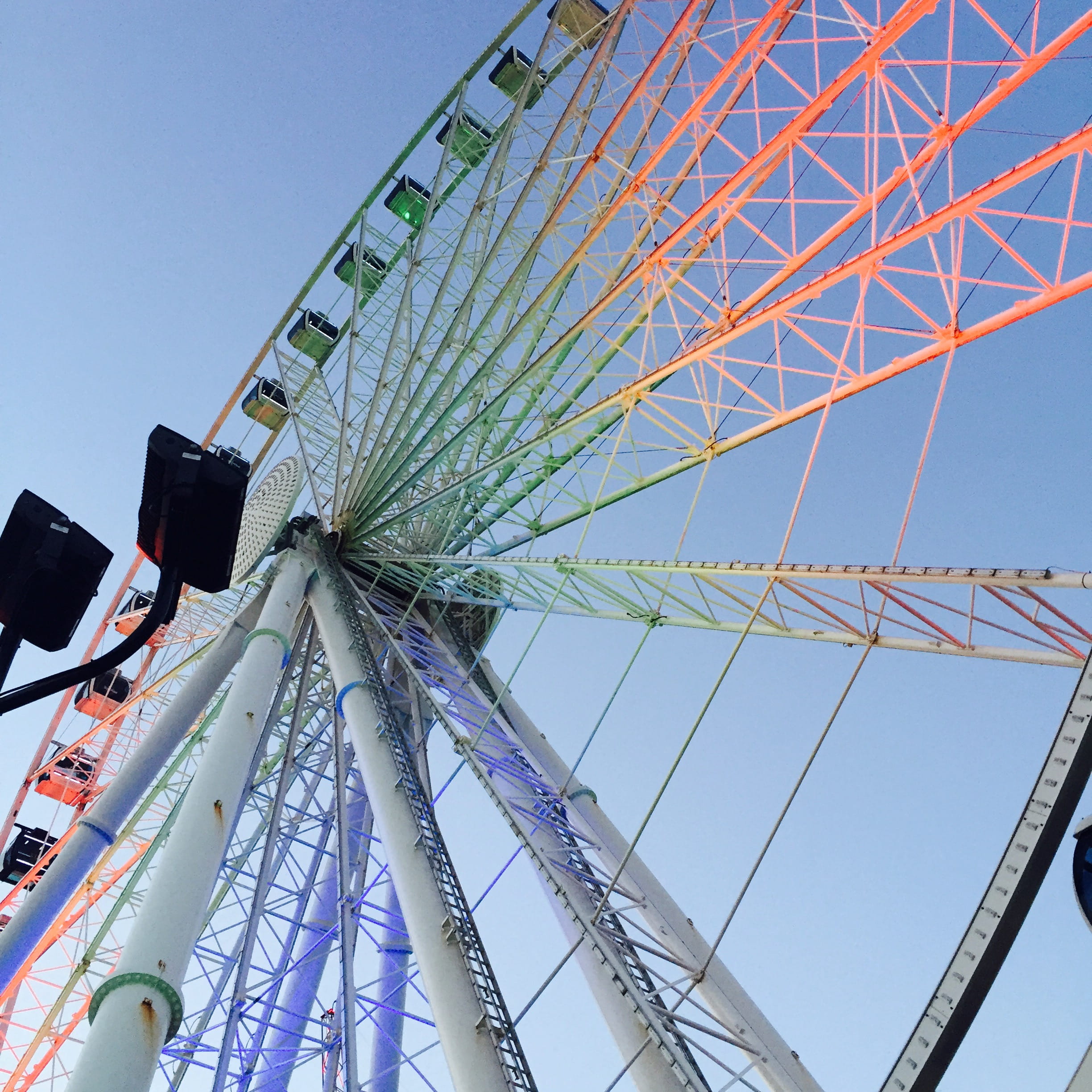 arts culture and entertainment, 1080P, sky, tall - high, enjoyment, outdoors, architecture, amusement park, colors, myrtle beach skywheel, fairground, Phone HD Wallpaper