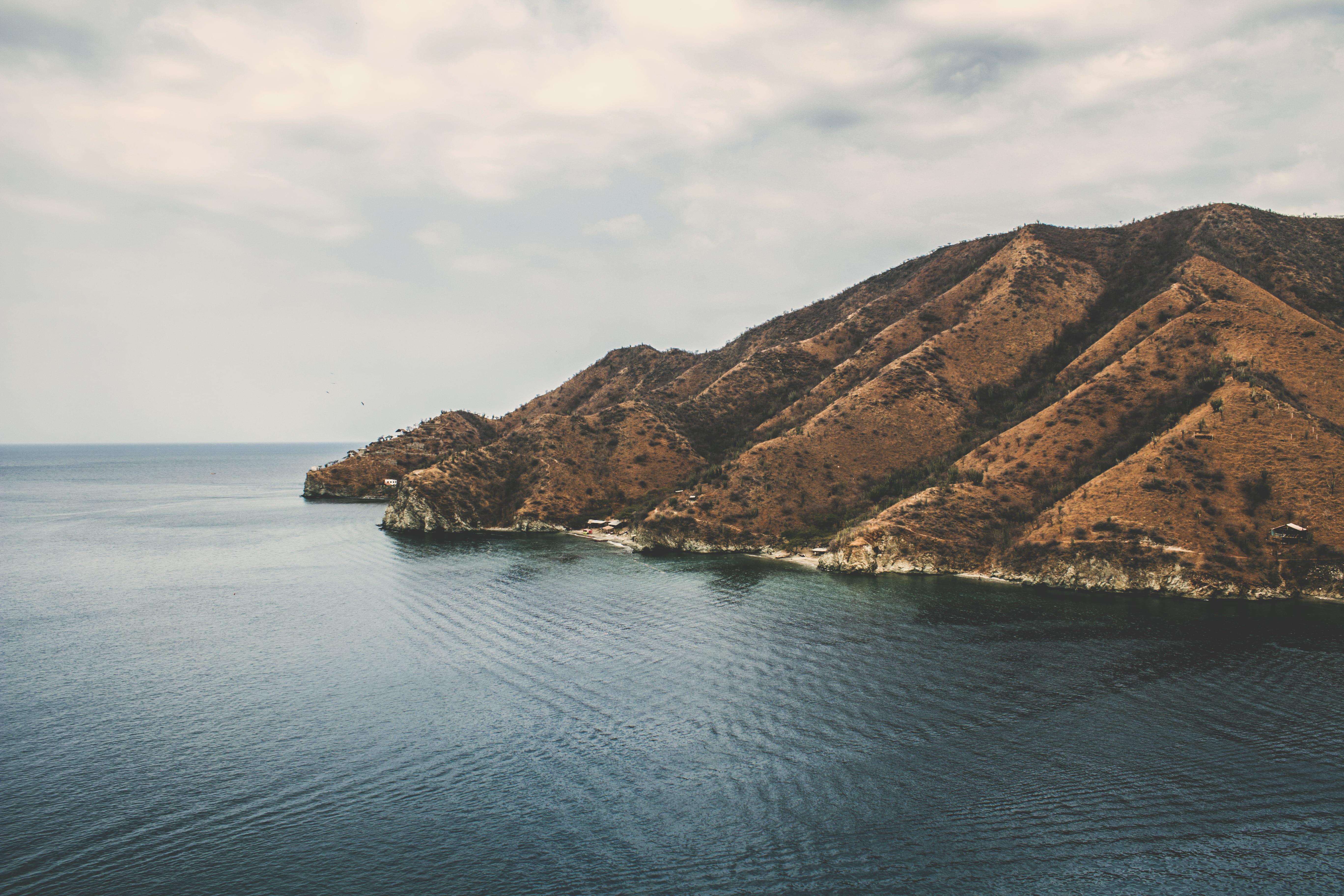 daytime, day, beauty in nature, horizon, rock, body, leaf, coast, outdoors, sea, eroded, beach, mountain, green, coastline, playa, non-urban scene, 5K, HD Wallpaper