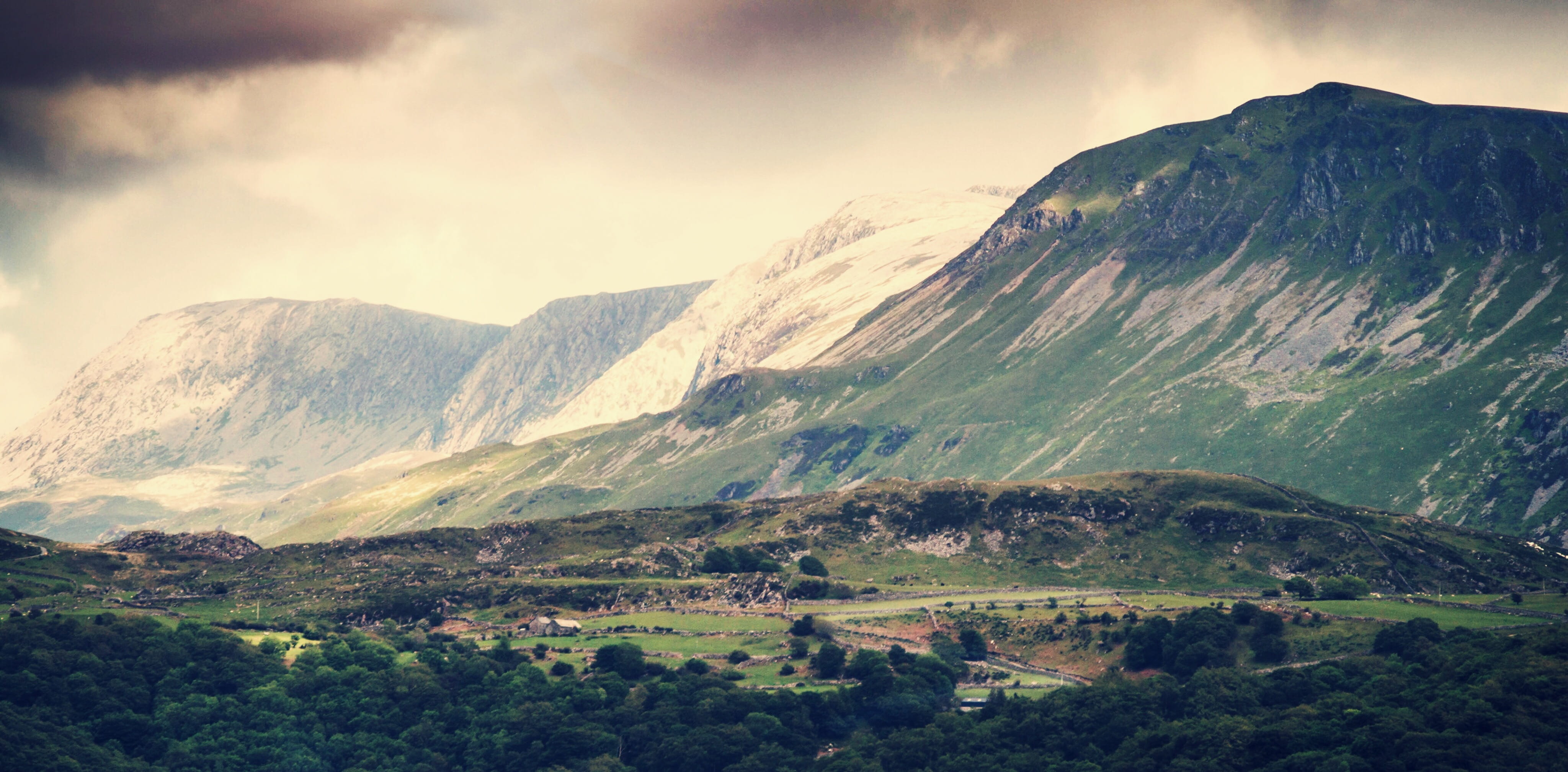 barmouth, no people, mountain, 4K, non-urban scene, remote, sky, cloud - sky, land, united kingdom, travel destinations, environment, mountains, nature, HD Wallpaper