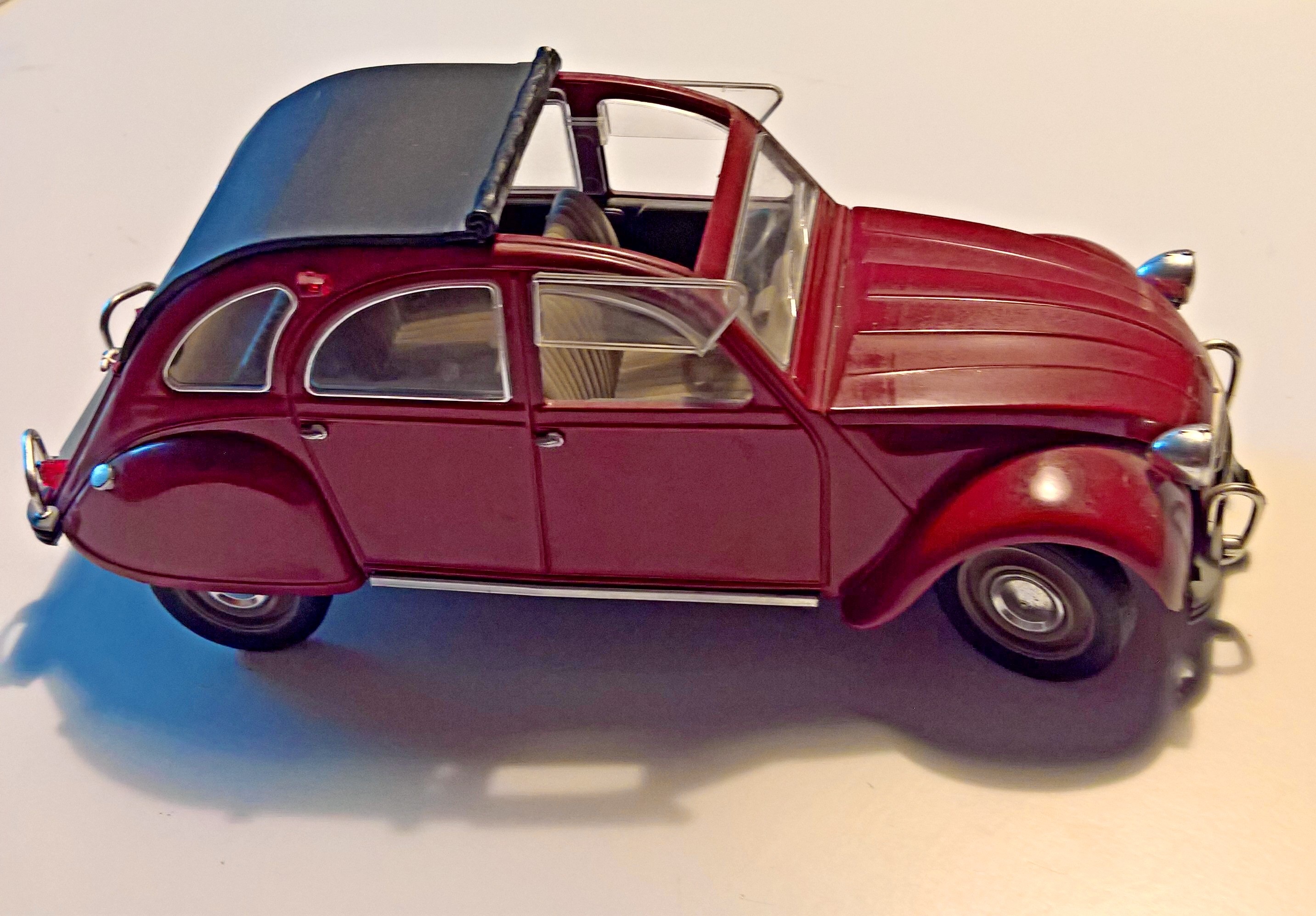 stationary, still life, 70th years, toy, duck, wheel, indoors, transportation, day, toy car, open roadster, land vehicle, retro styled, purple, motor vehicle, HD Wallpaper