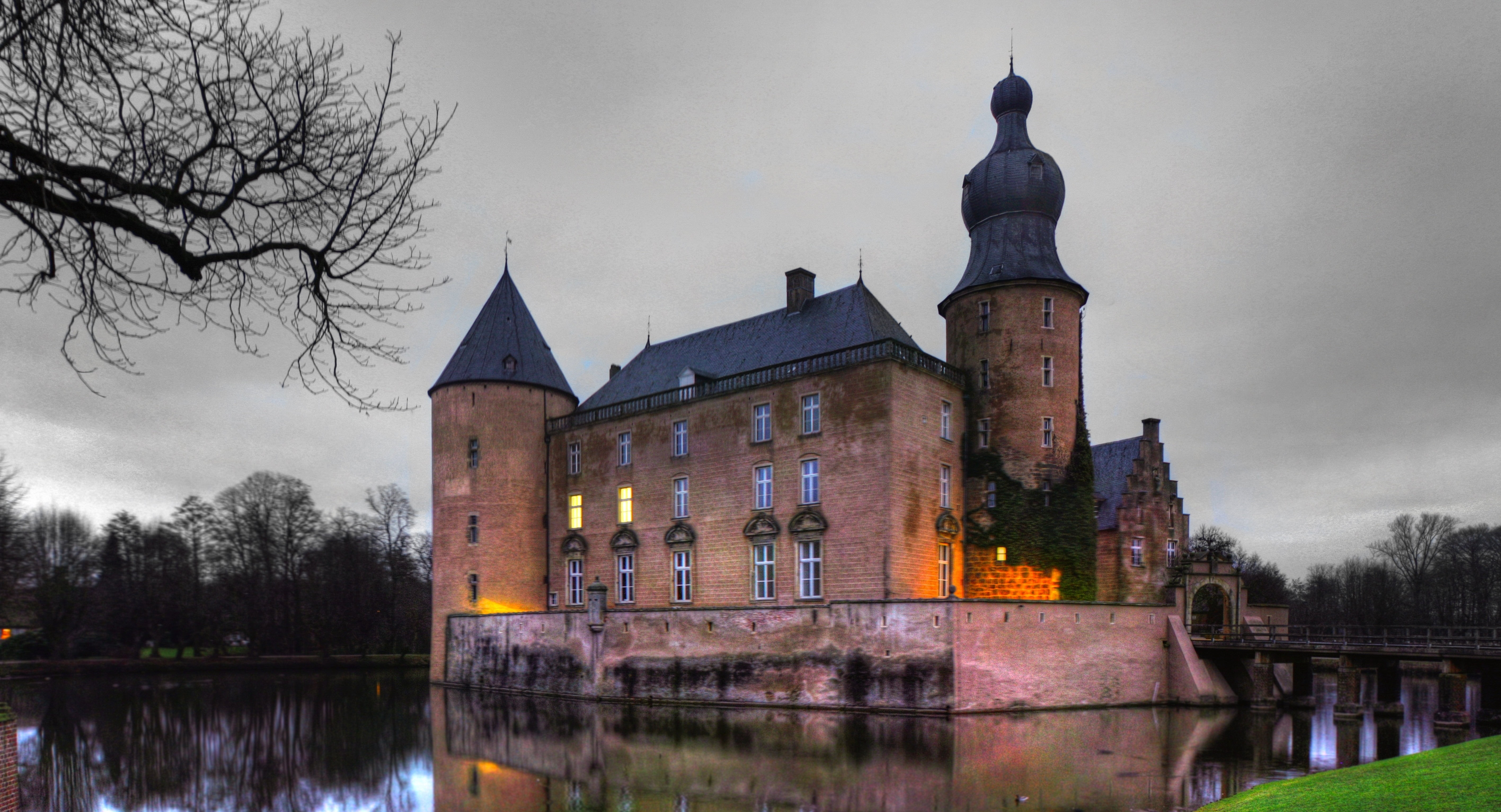 travel destinations, city, plant, outdoors, tower, pond, germany, town, architecture, castle, nature, cloud - Sky, beautiful, place of worship, travel, HD Wallpaper