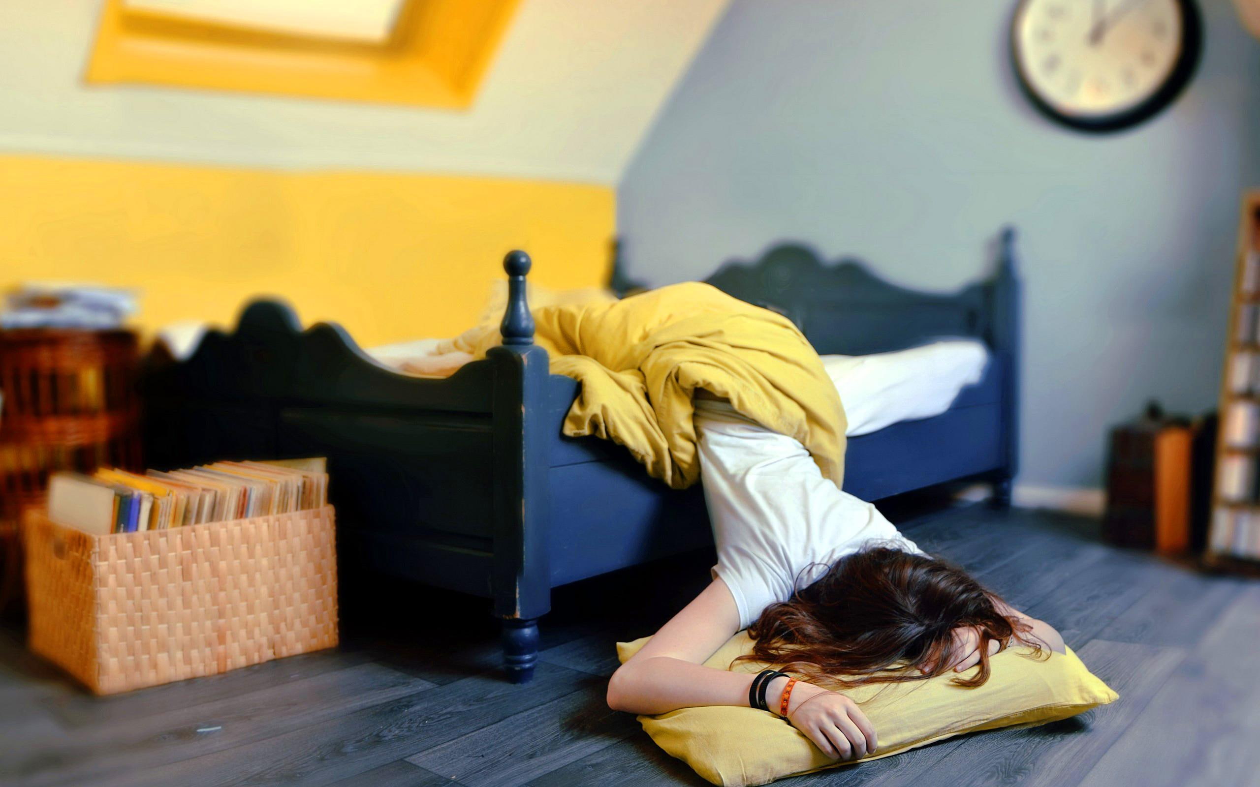 funny, girl, midday, sleeping, 2K, HD Wallpaper