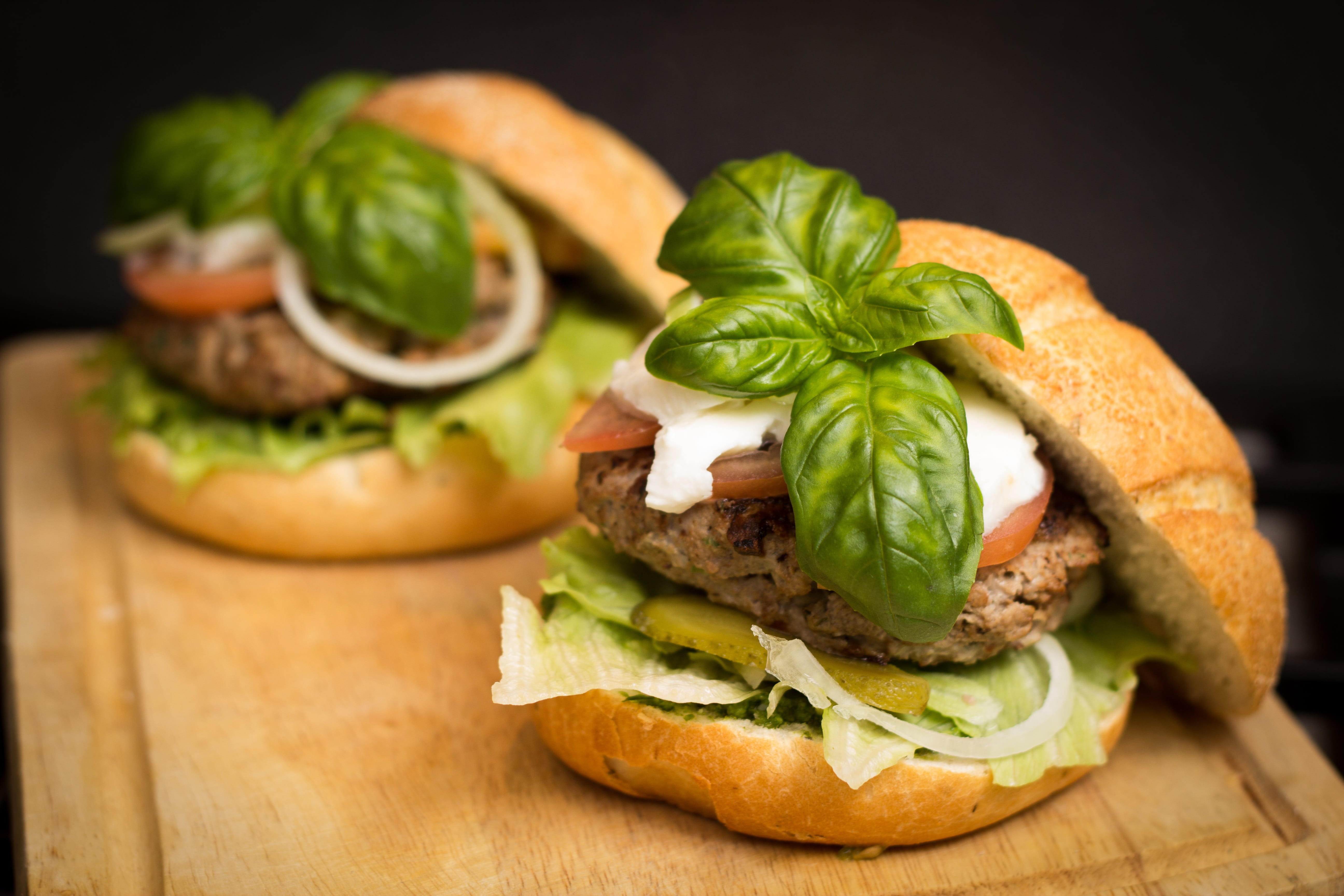 kitchen, ready-to-eat, lettuce, food, grilling, cutting board, herb, beef, evening meal, salad, dinner, healthy, indoors, dishes, meat, snack, freshness, HD Wallpaper