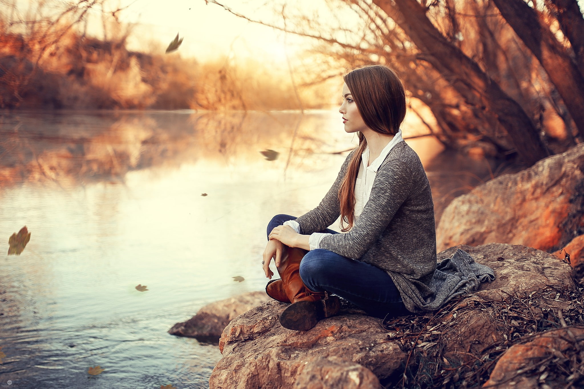model, 1080P, depth of field, women, river, straight hair, fall, Alessandro Di Cicco, sweater, looking away, sitting, women outdoors, redhead, HD Wallpaper