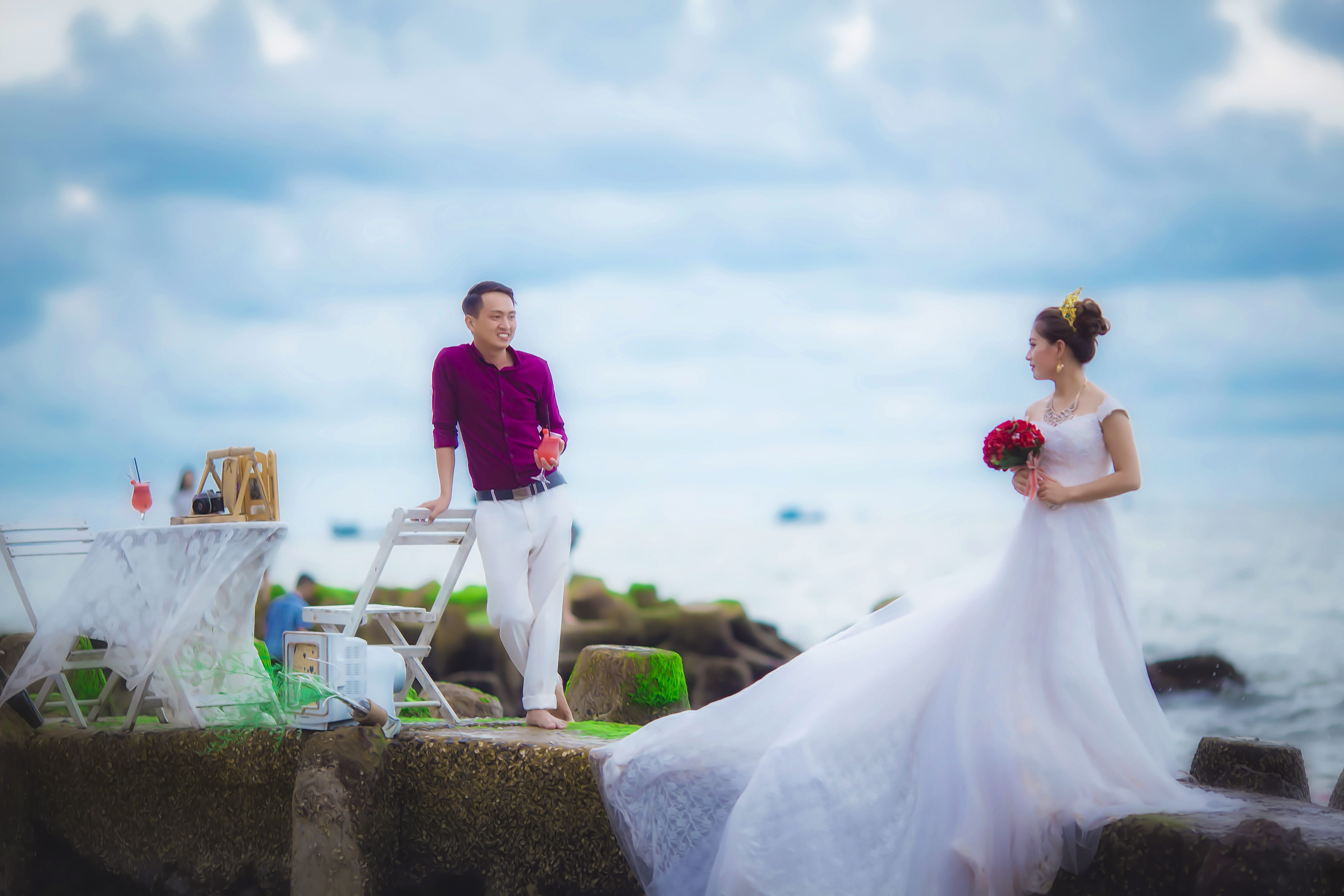 togetherness, the cloud, wedding, beauty, men, life events, outdoors, married, tree wood, natural, females, vietnam, two people, neck, emotion, newlywed, HD Wallpaper