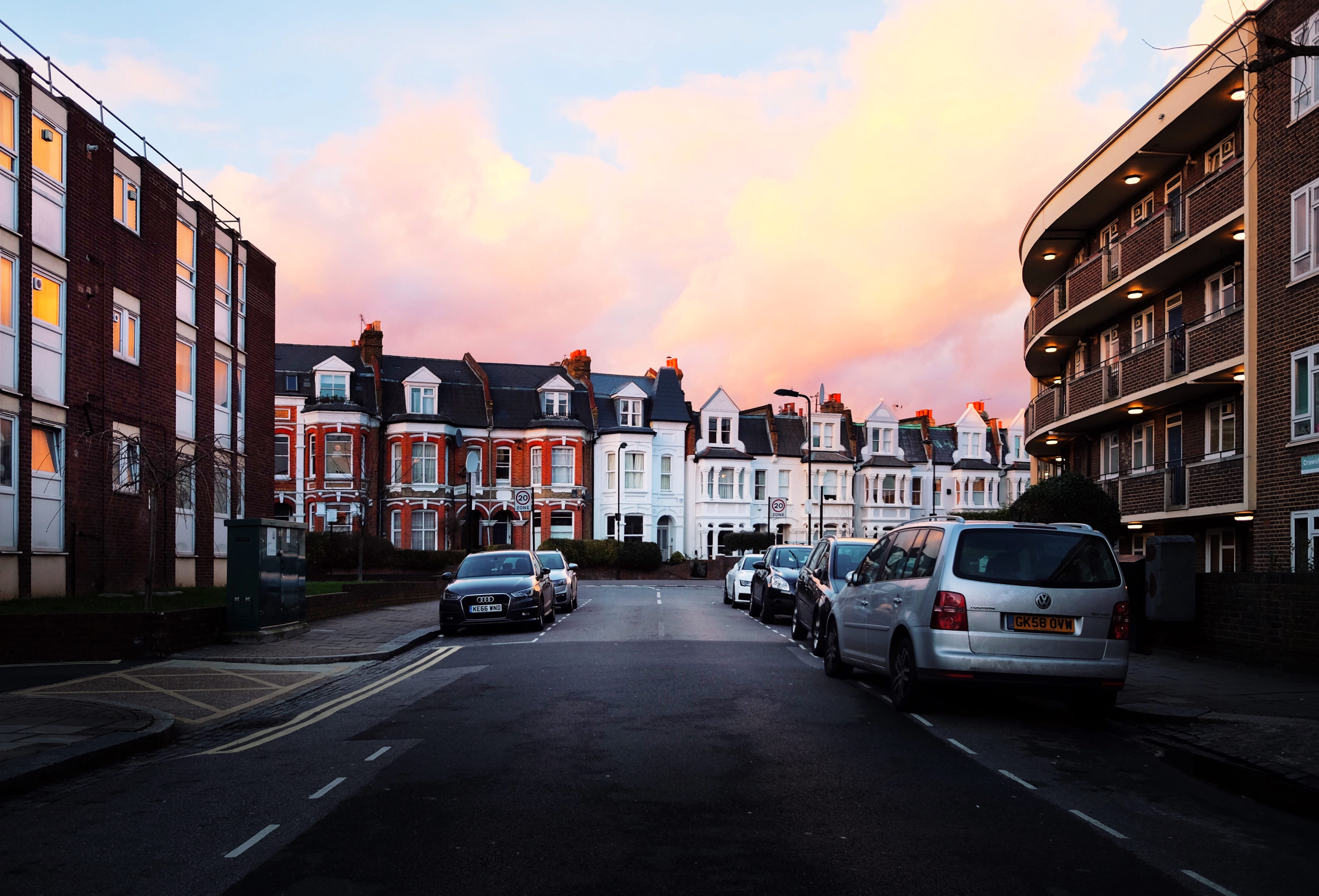 victorian, orange, cars, building exterior, transportation, united kingdom, cloud - sky, 4K, colorful, road, direction, sunset, blue, architecture, car, HD Wallpaper