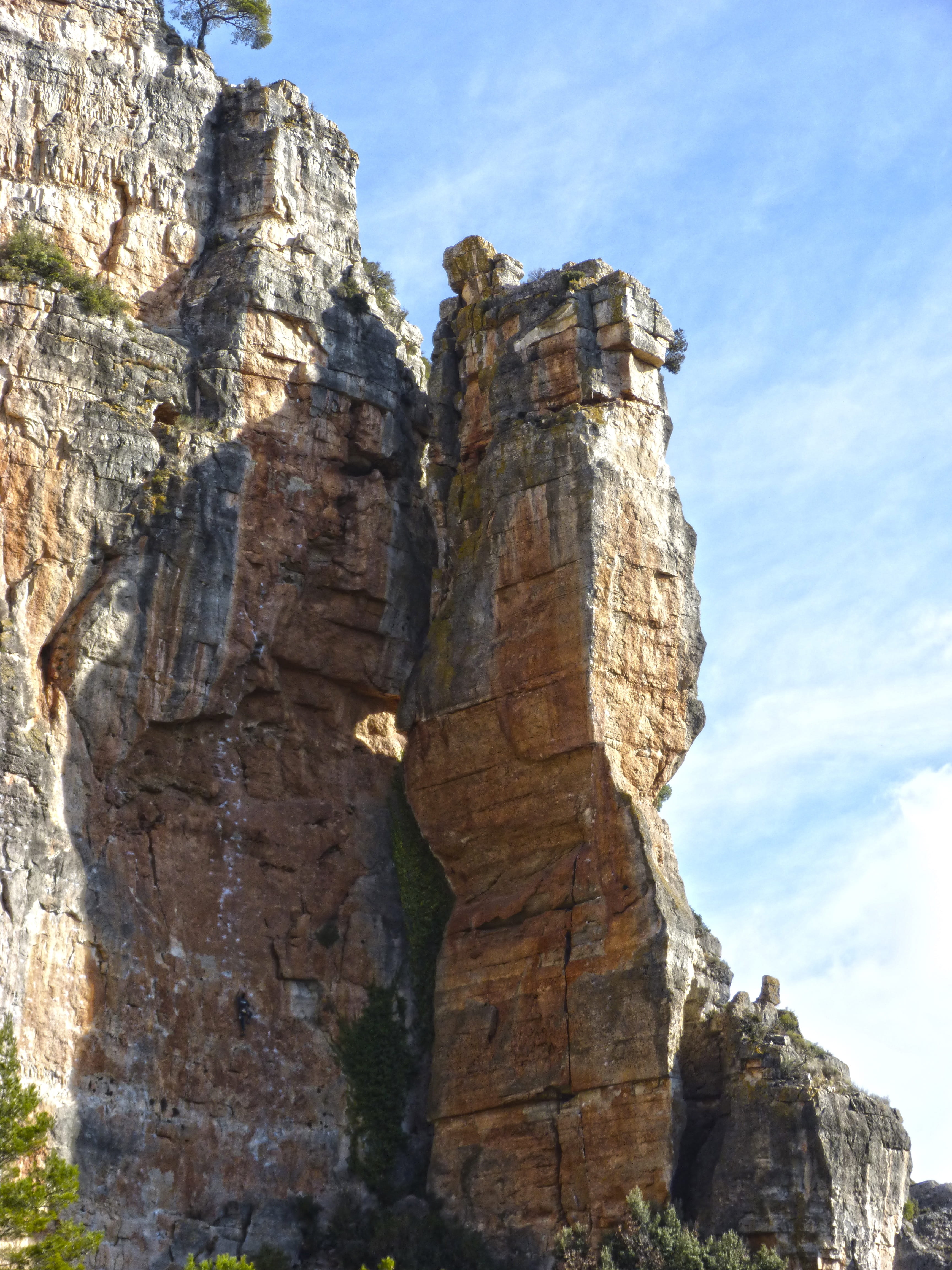 beauty in nature, non-urban scene, travel, Rock, land, mountain, tranquility, 4K, low angle view, rock formation, geology, outdoors, sky, Needle Rock, Phone HD Wallpaper