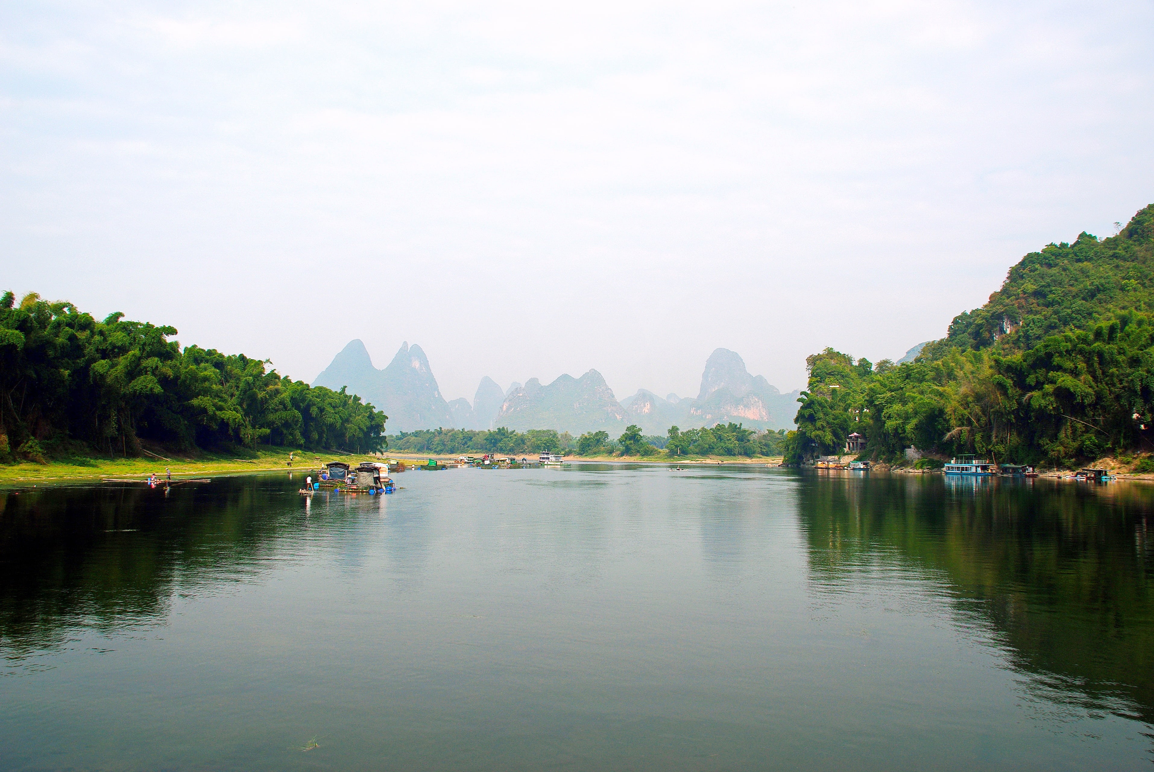 boat, mountains, bay, beauty in nature, china, fisherman, tranquility, reflections campaign, tranquil scene, non-urban scene, plant, no people, reflection, HD Wallpaper