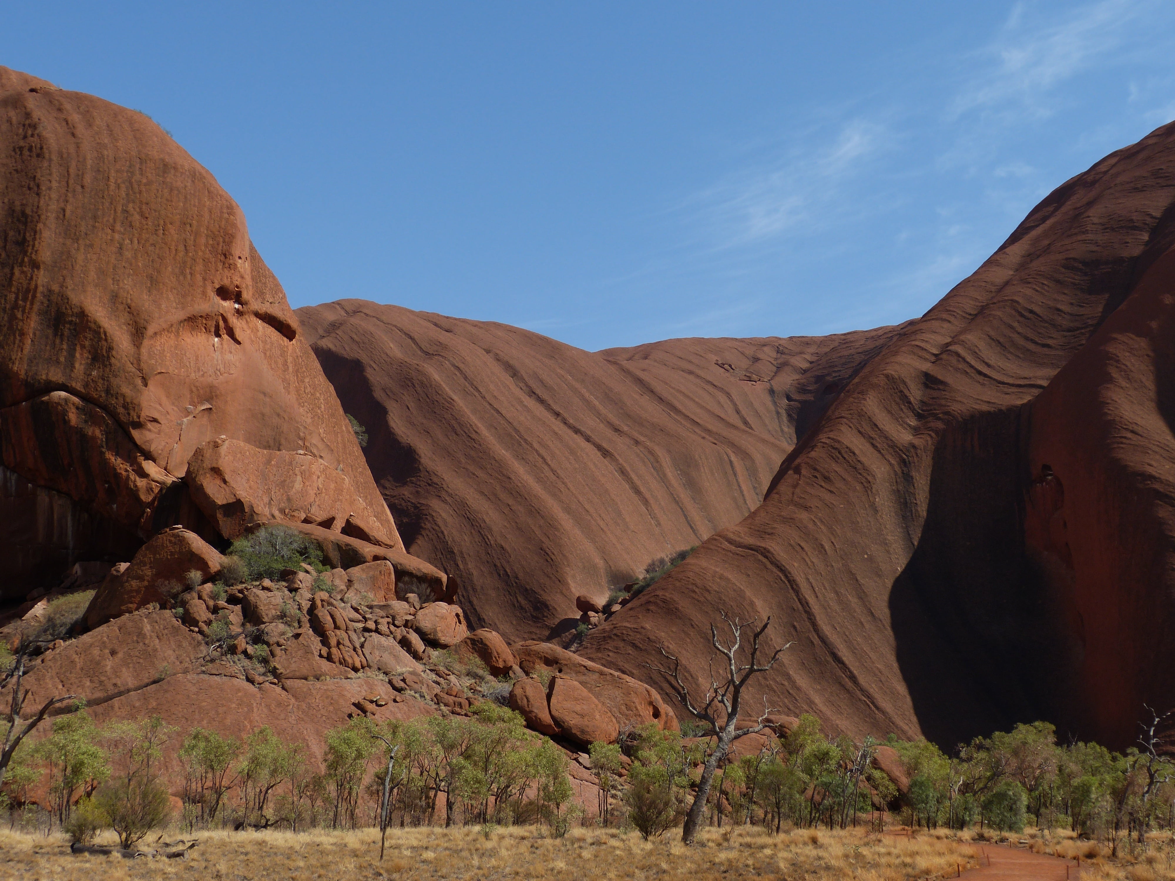 beauty in nature, rock formation, semi-arid, nature, steppe, remote, tranquility, ayersrock, tourism, physical geography, stone, rock - object, climate, HD Wallpaper