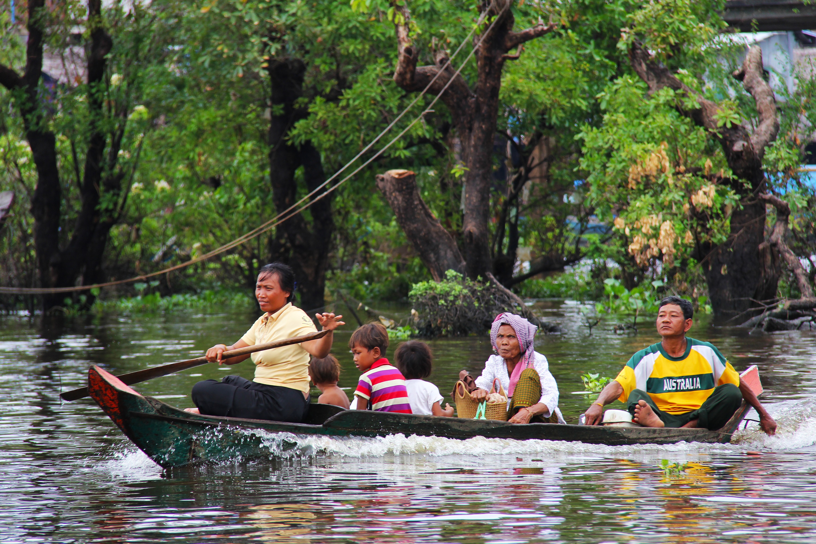 nautical vessel, girl, plant, men, cambodia, village, riding, wooden, oar, together, mode of transportation, man, 2K, child, fishing, little boy, floating, HD Wallpaper