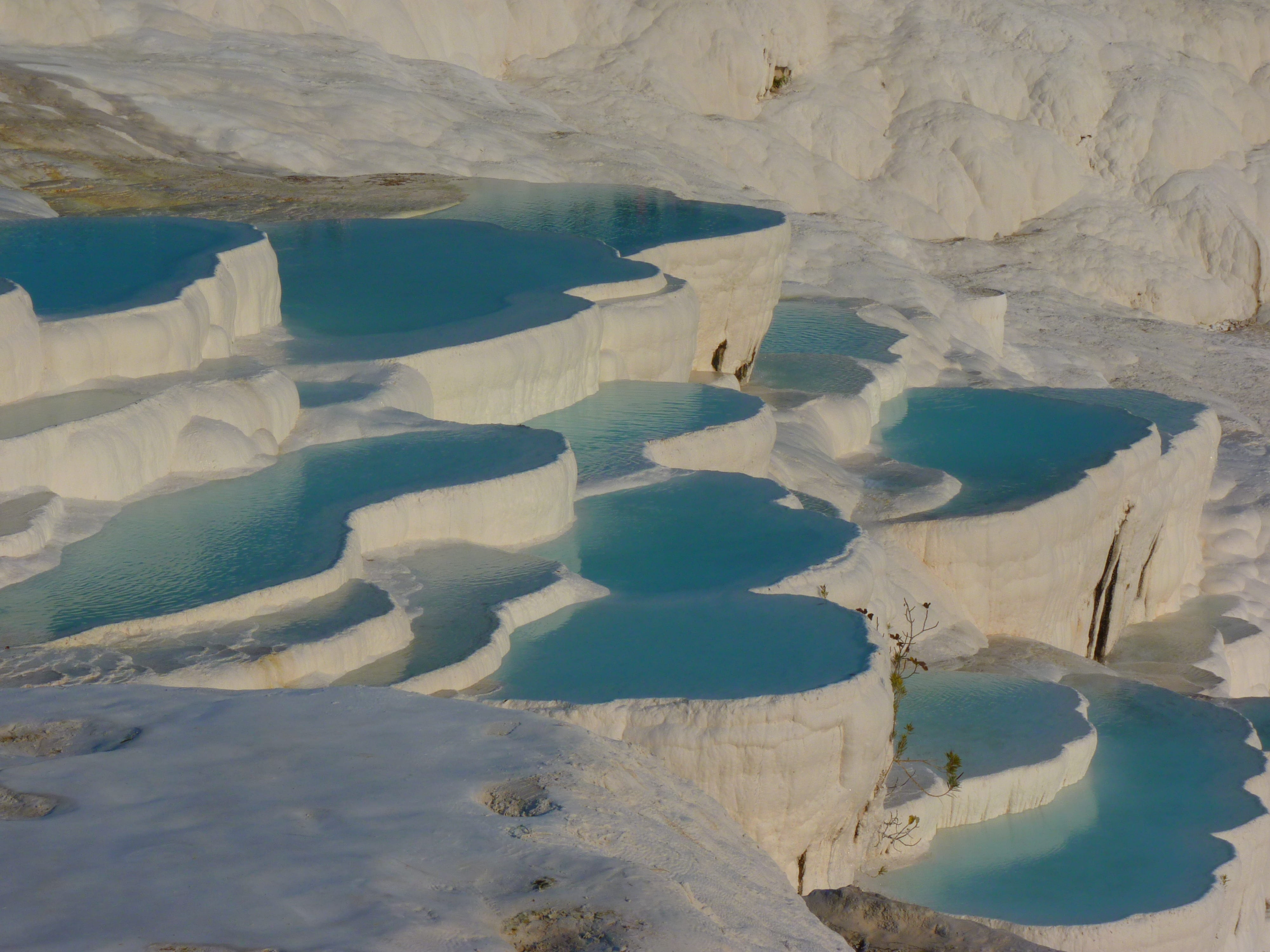 pamukkale, land, snowcapped, nature, mineral, beauty in nature, water, tranquil scene, scenics - nature, sinterterrasse, limestone, unesco, mountain, tranquility, HD Wallpaper
