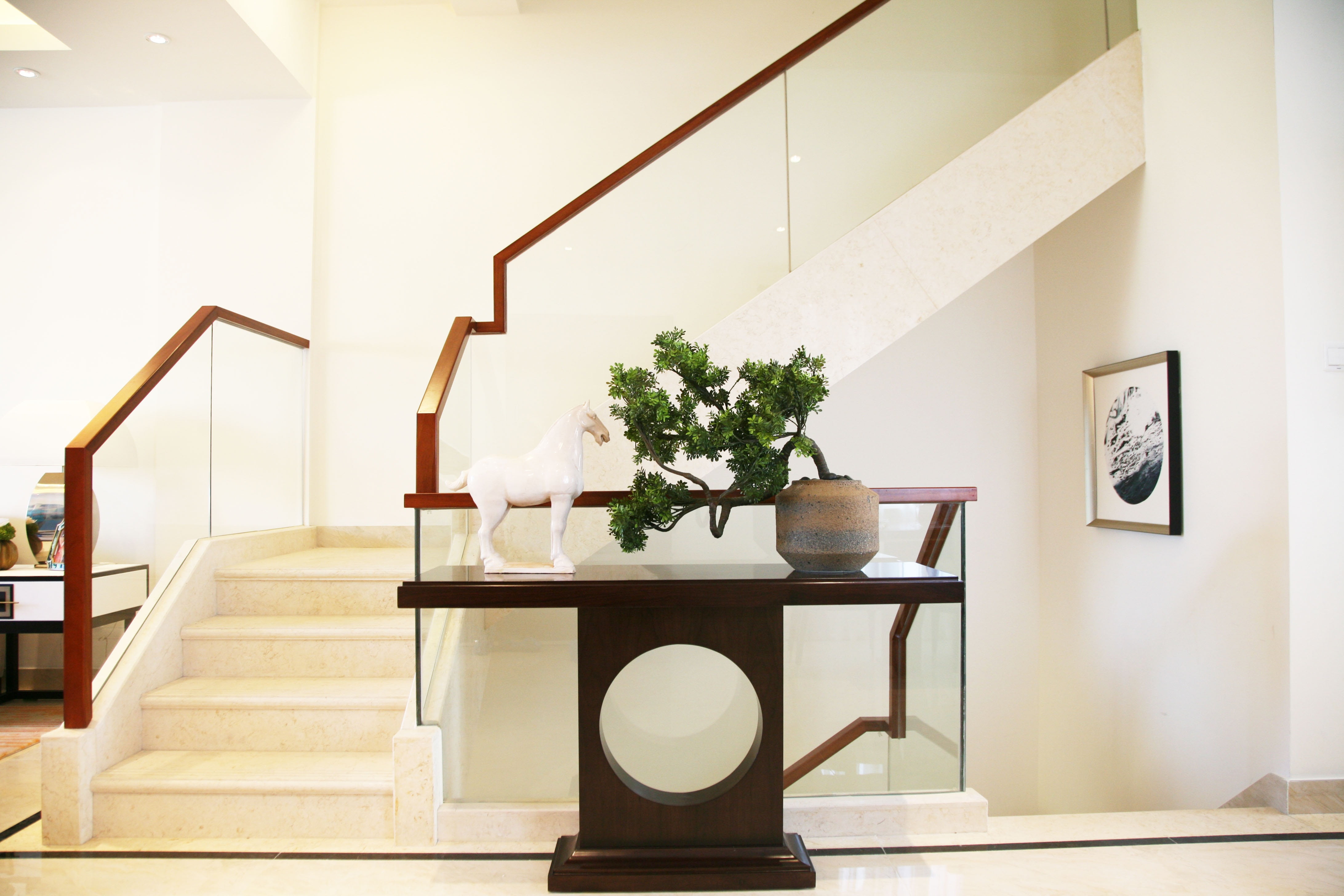 4K, domestic Room, luxury, real estate, architecture, living room, design, plant, modern, building, railing, neat, potted plant, built structure, nature, HD Wallpaper