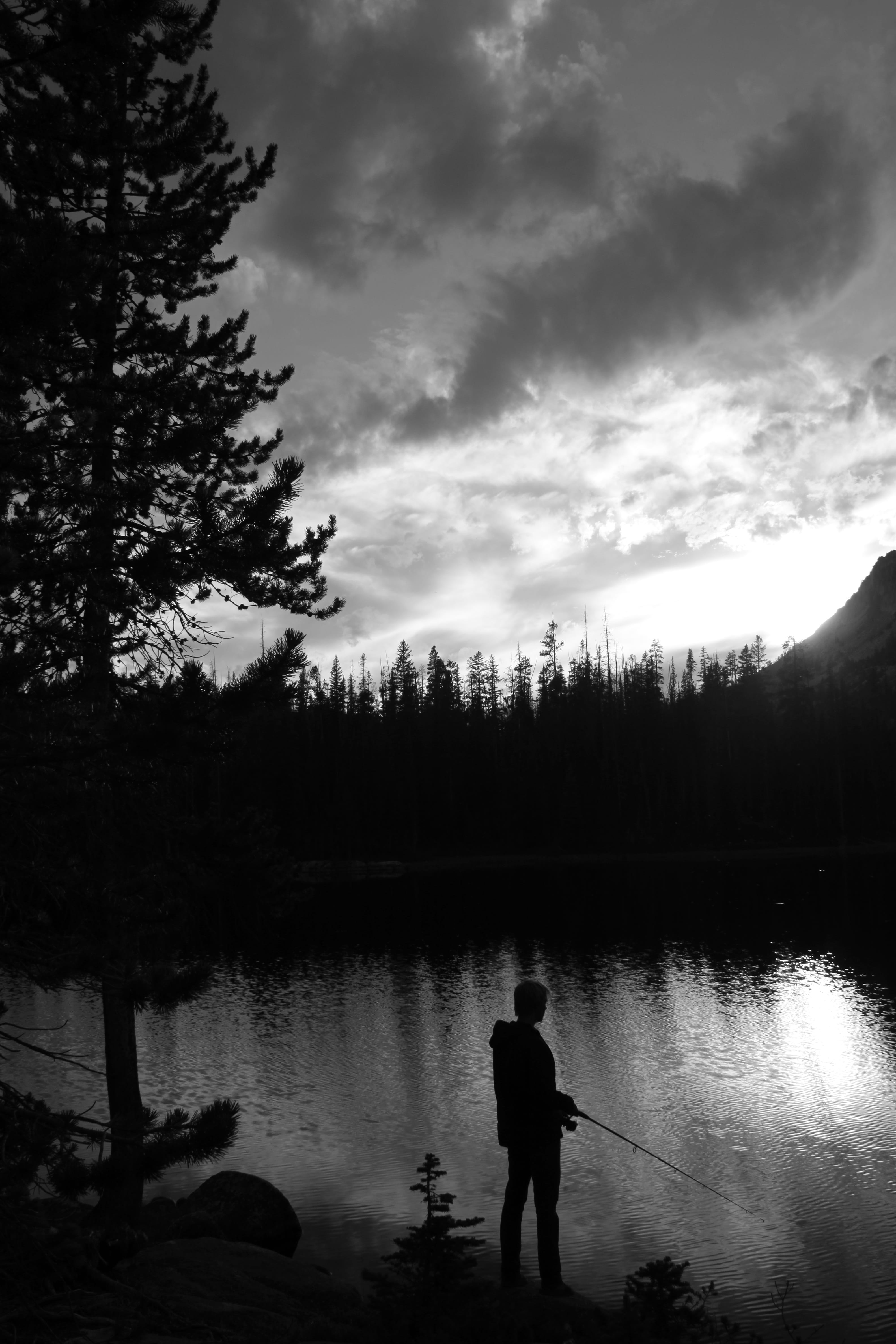 relaxation, rod, recreation, fisherman, tranquility, Wilderness, 4K, river, catch, male, one man only, lake, beauty in nature, vacation, Outdoors, leisure activity, Phone HD Wallpaper