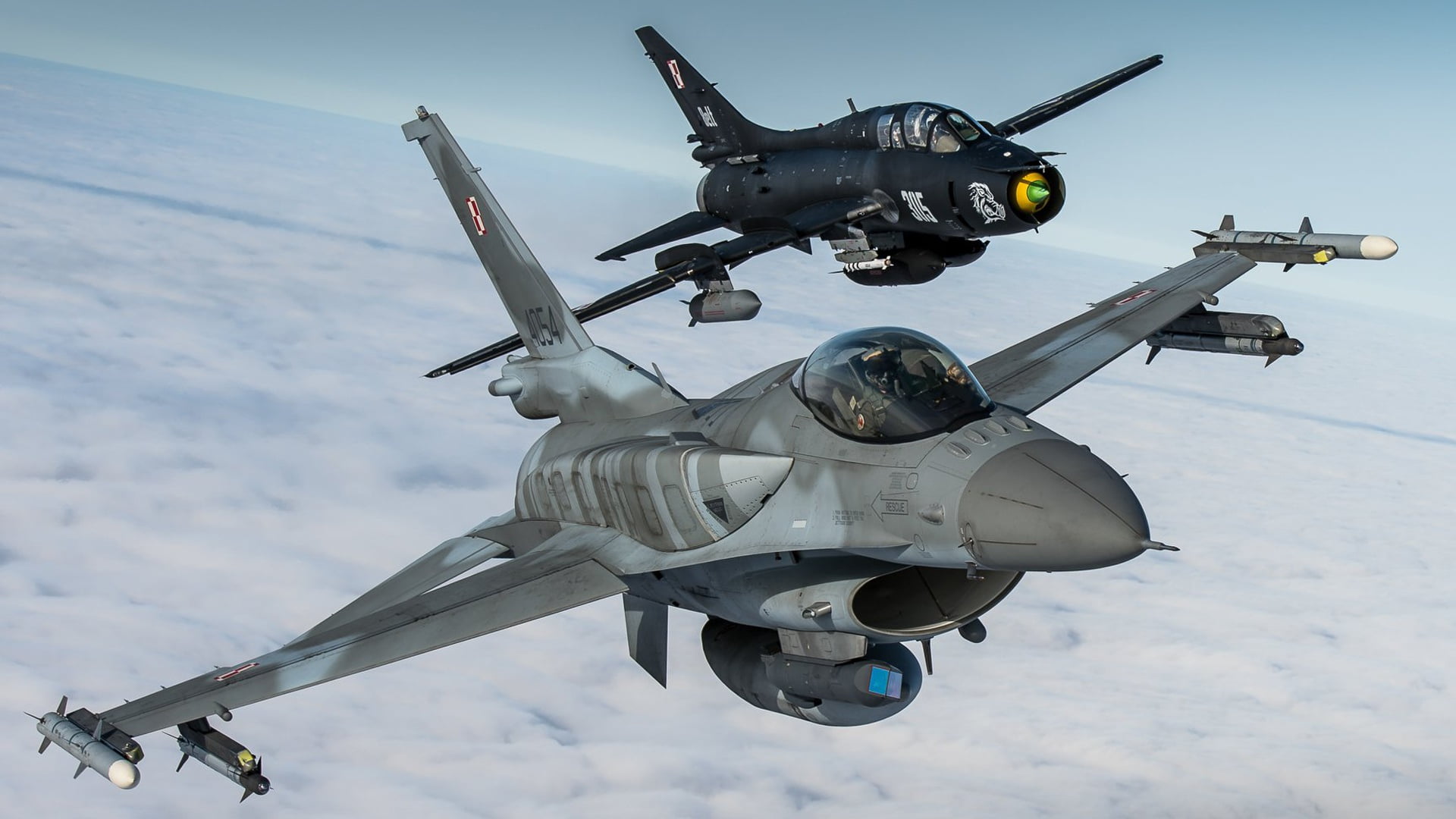 F-16, Sukhoi Su-22M4, Fighter-bomber, 1080P, Su-22M4, Su-22, Polish air force, Fighter, F-16 Fighting Falcon, HD Wallpaper