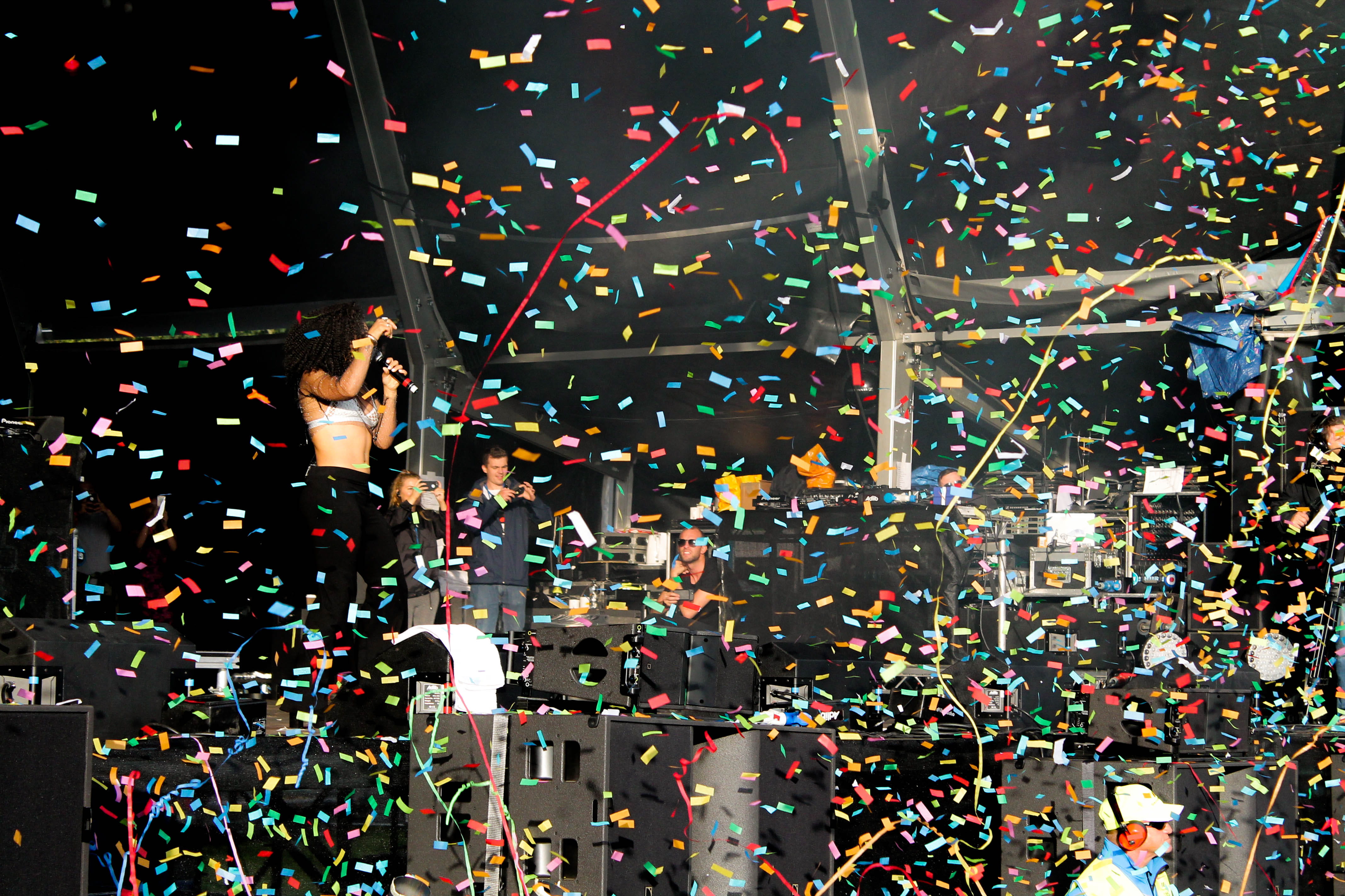 multi colored, confetti, people, illuminated, night, lifestyles, liverpool, sefton park, emotion, adult, summer, celebration, architecture, concert, 4K, HD Wallpaper