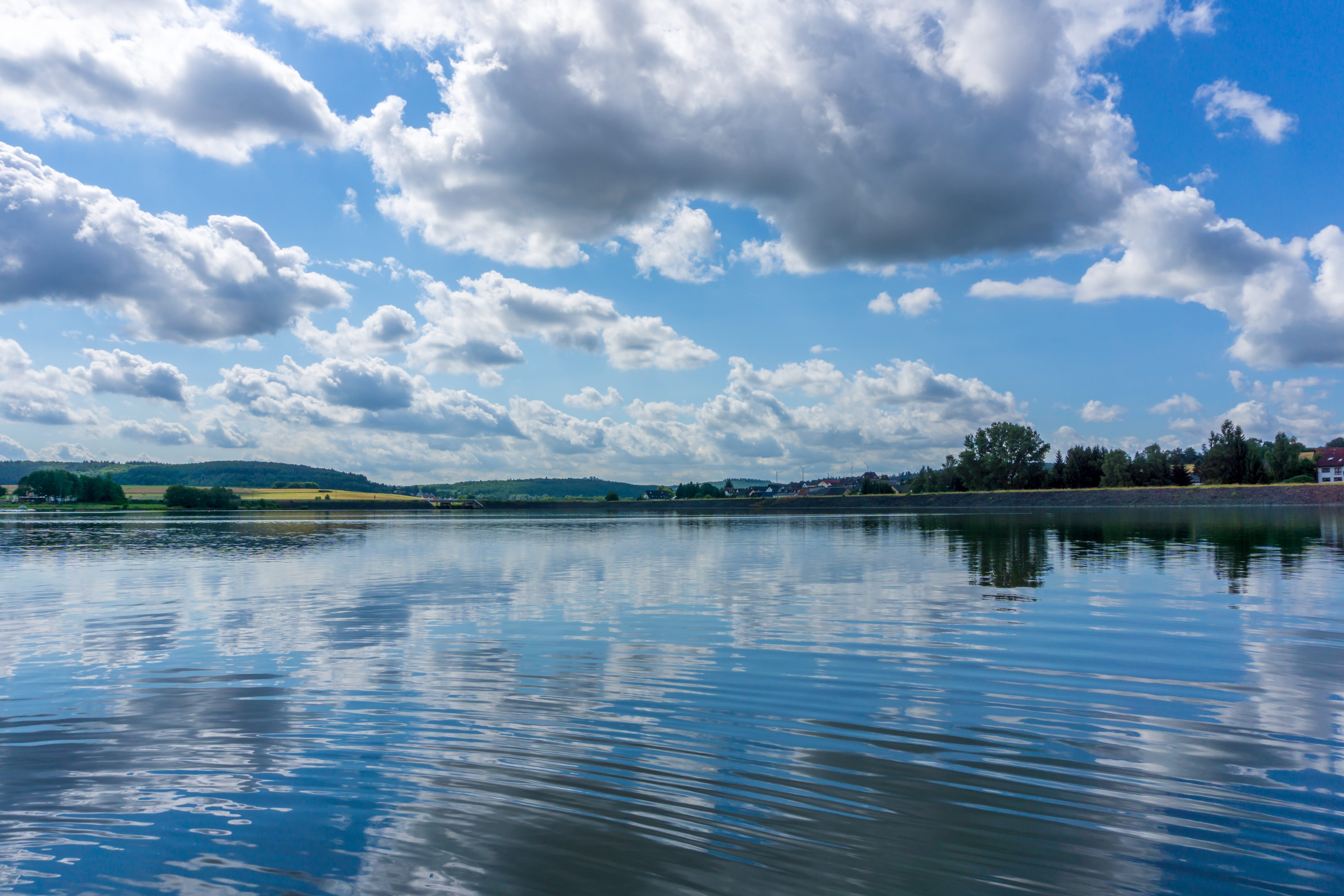 forest, trees, reflections, tranquility, uferweg, no people, lake, mountain, waterfront, wide, blue, summer, badesee, travel, water, mirror, water landscape, HD Wallpaper
