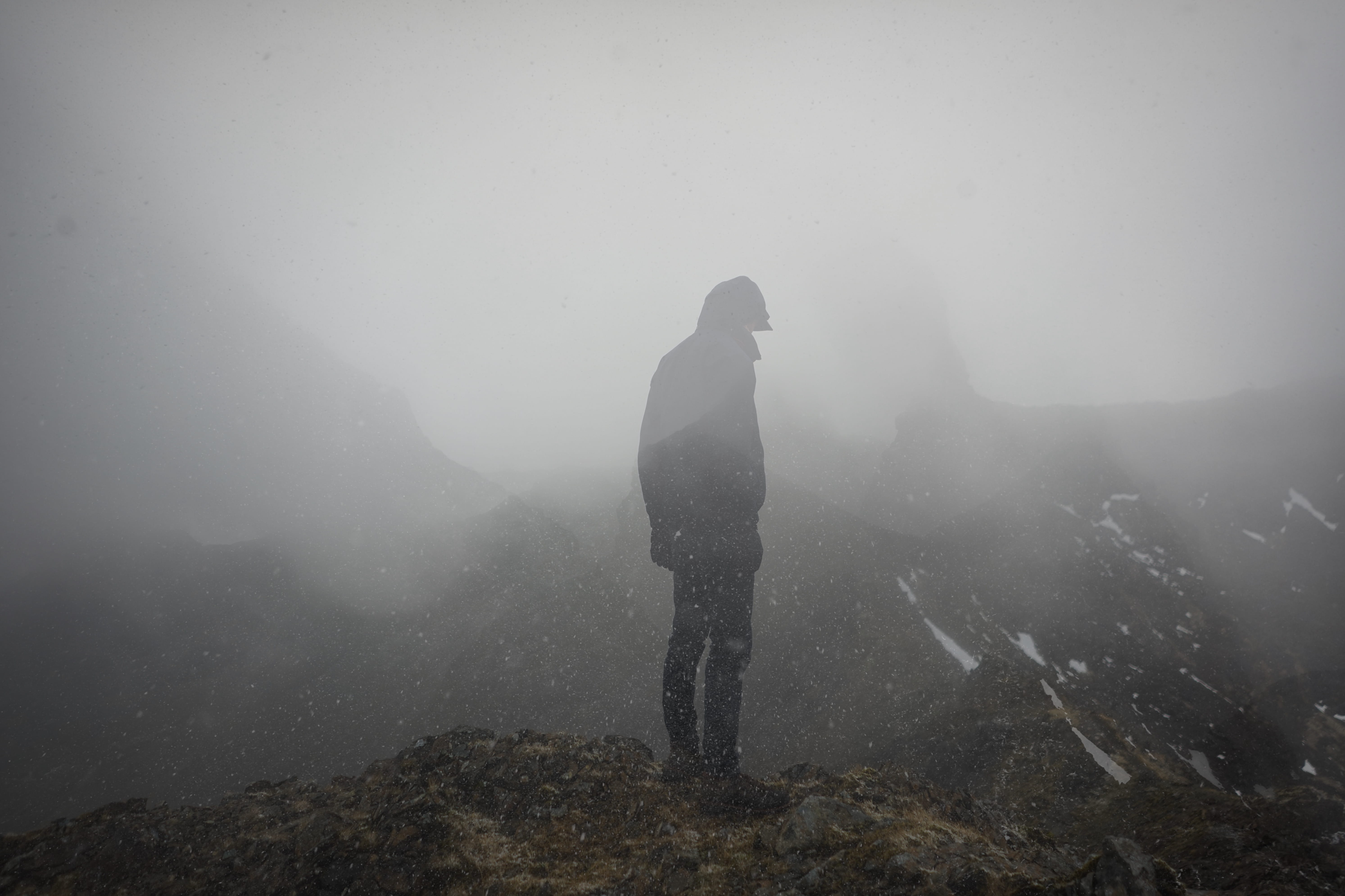 land, nature, full length, clip, non-urban scene, foggy, fog, mist, portrait, day, top, climbing, mountain, outdoors, beauty in nature, hiking, rock - object, HD Wallpaper