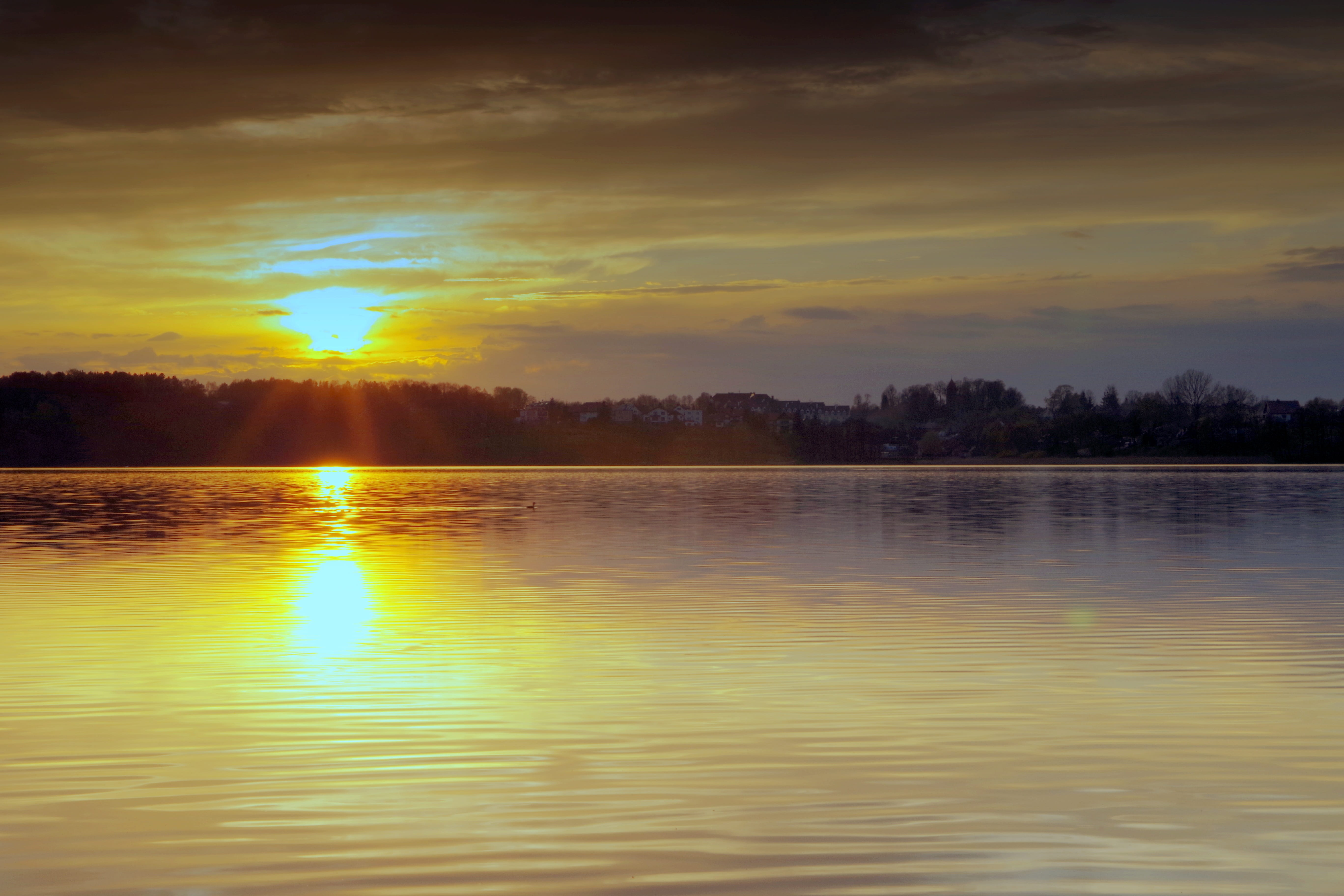 beauty In Nature, clouds, sun, lagoon, reflection, forest, summer, dusk, glow, swimming, Pond, blue, no People, west, sunlight, nature, Sea, evening, Lake, HD Wallpaper